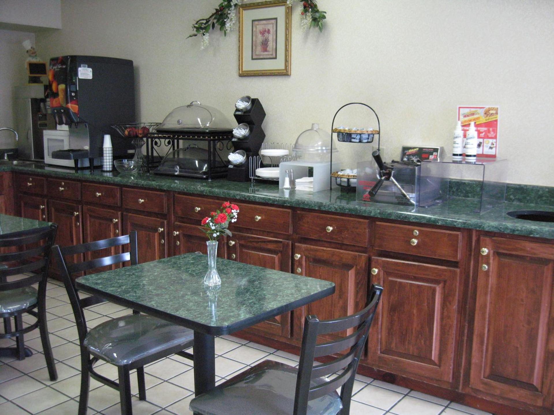 Quality Inn Covington photo 34