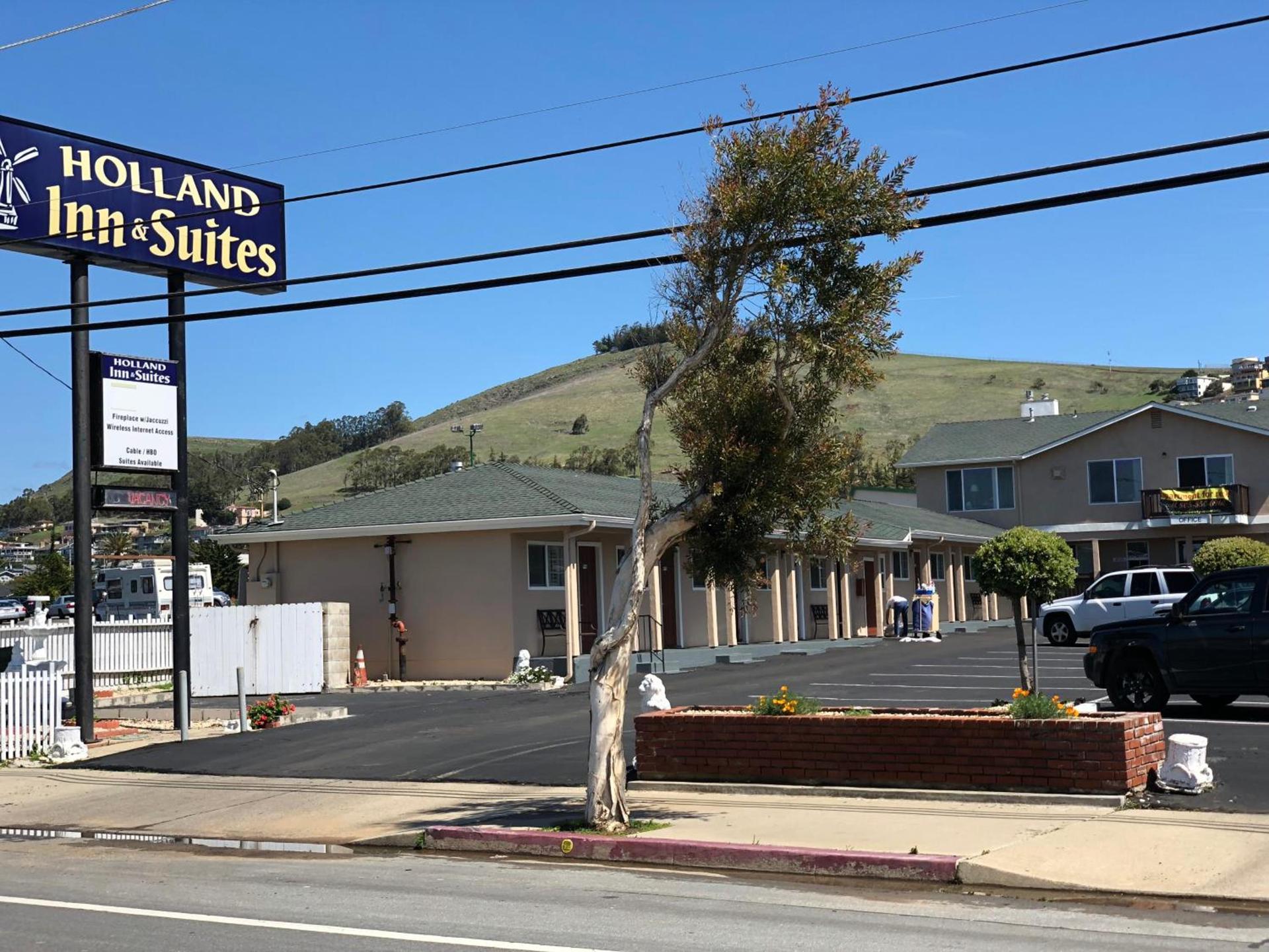 Holland Inn & Suites photo 5