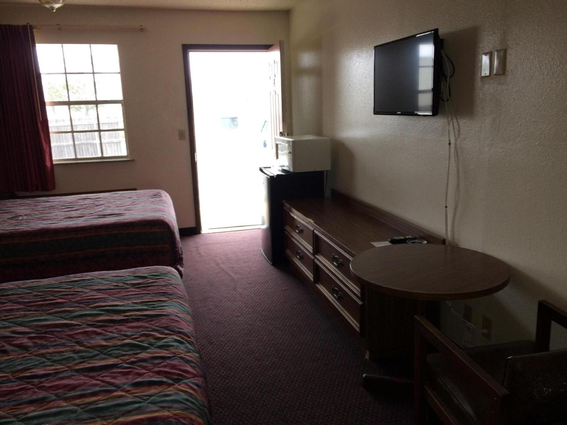 Rexdale Inn photo 24