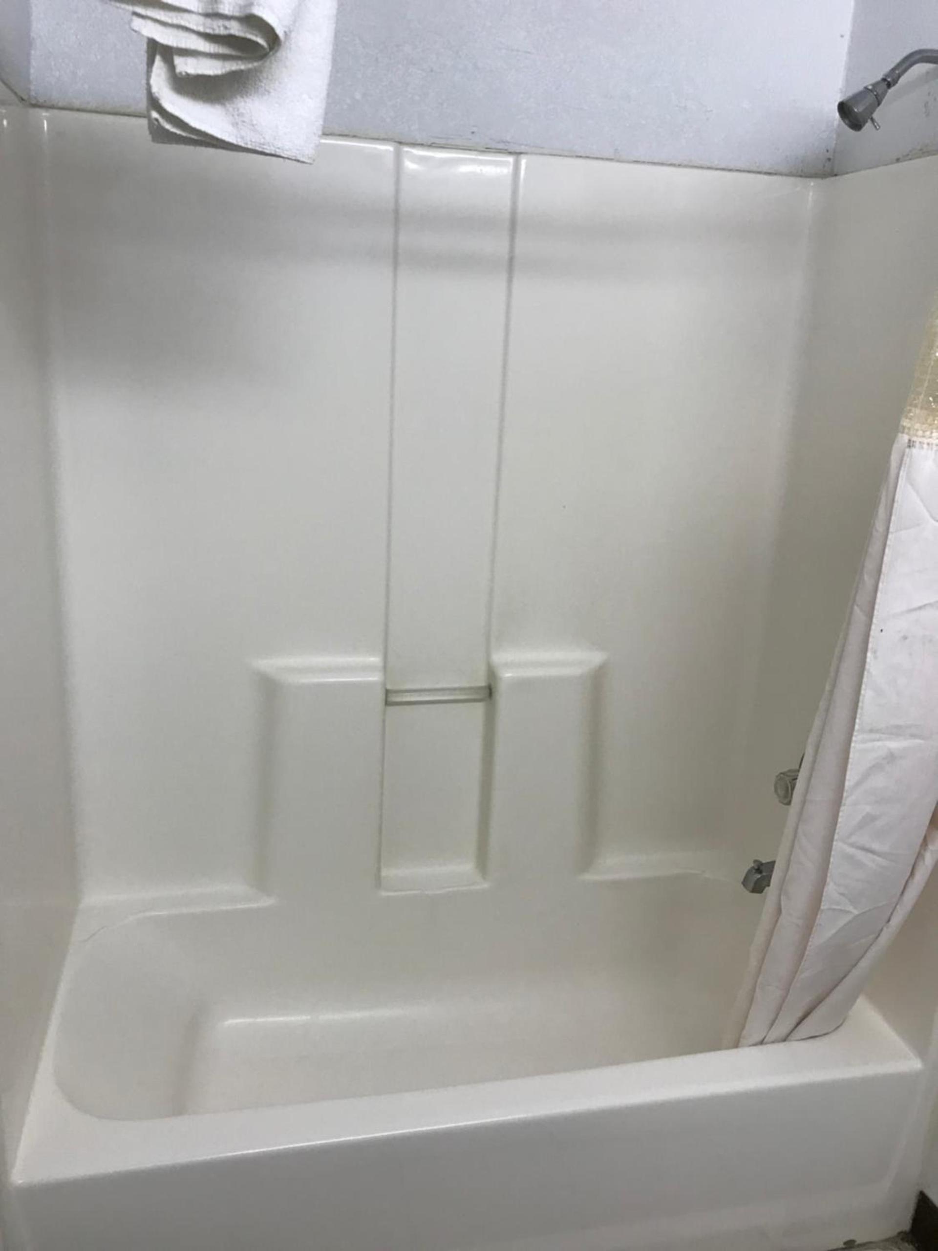 Budget Inn photo 11