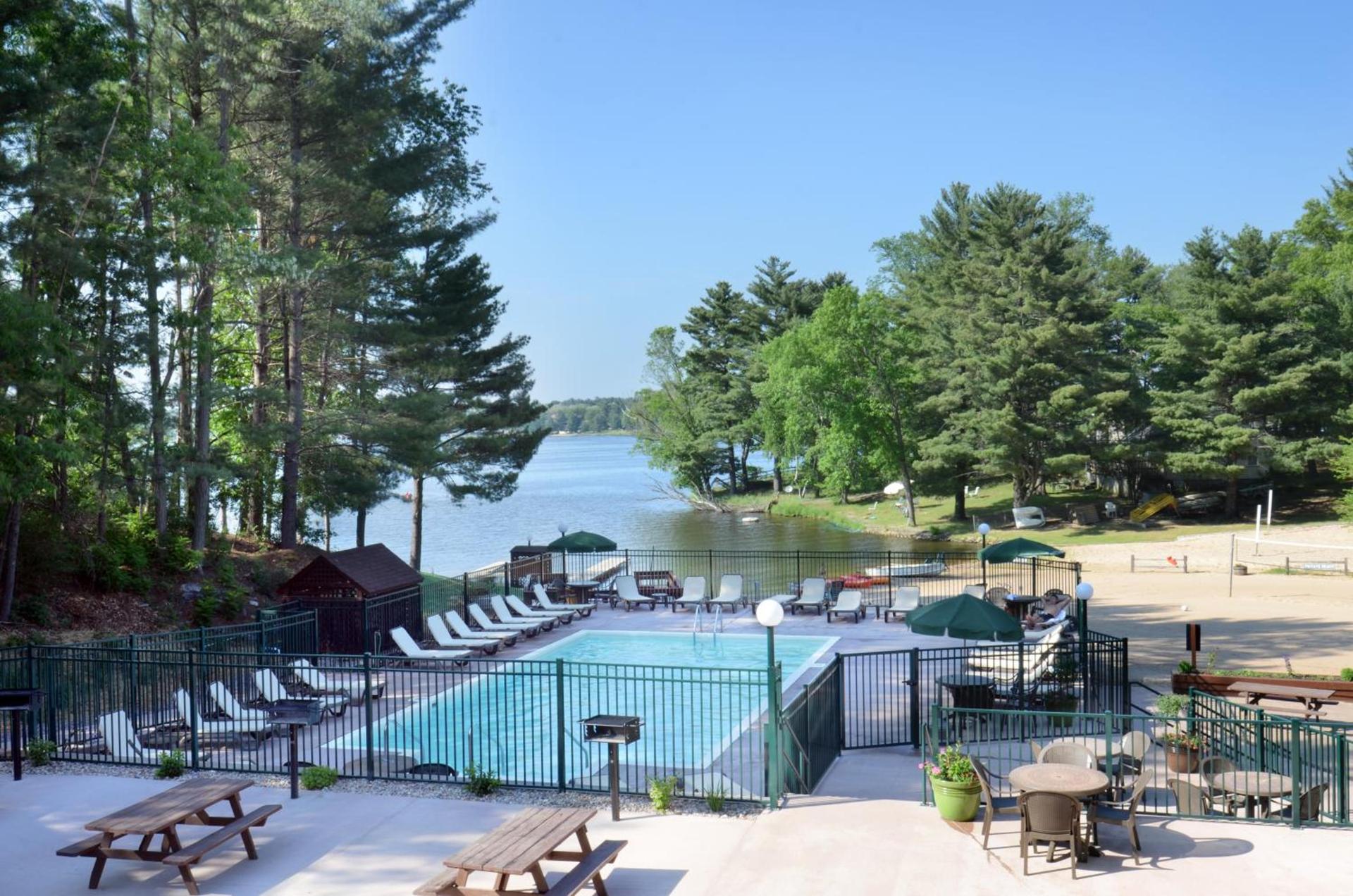 Sunset Bay Resort & Suites photo 5