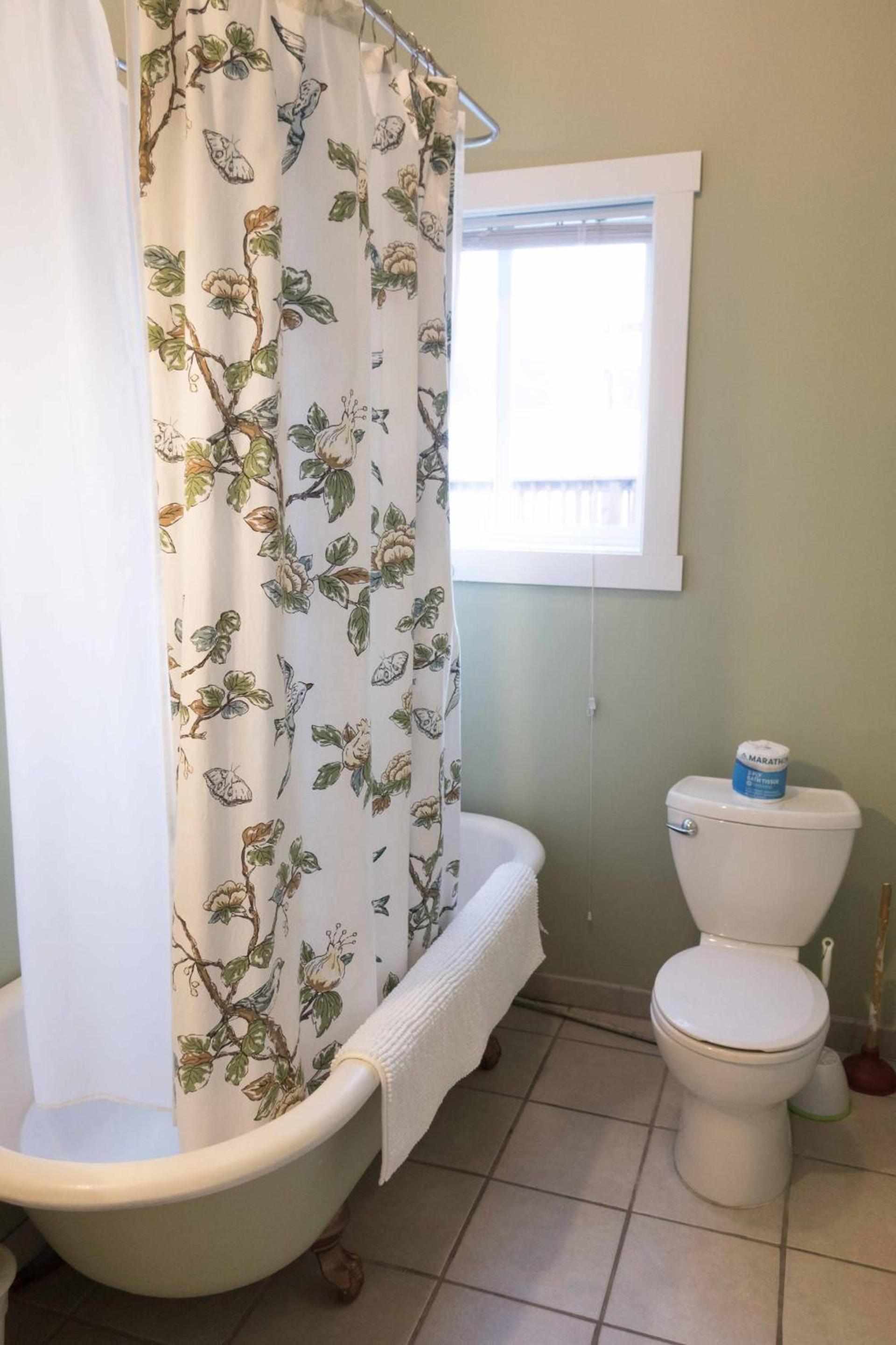 Sauerdough Lodging photo 16