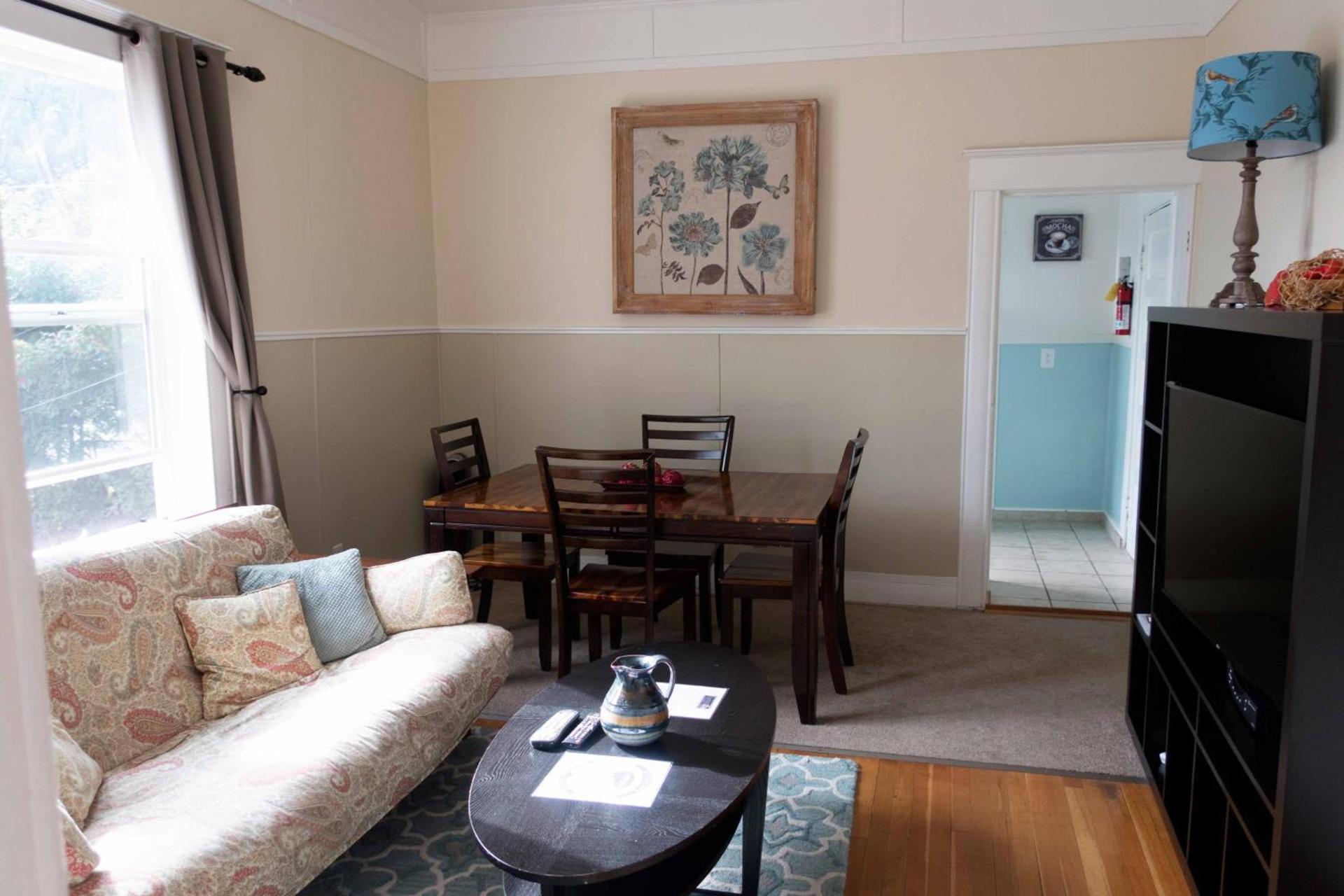 Sauerdough Lodging photo 4