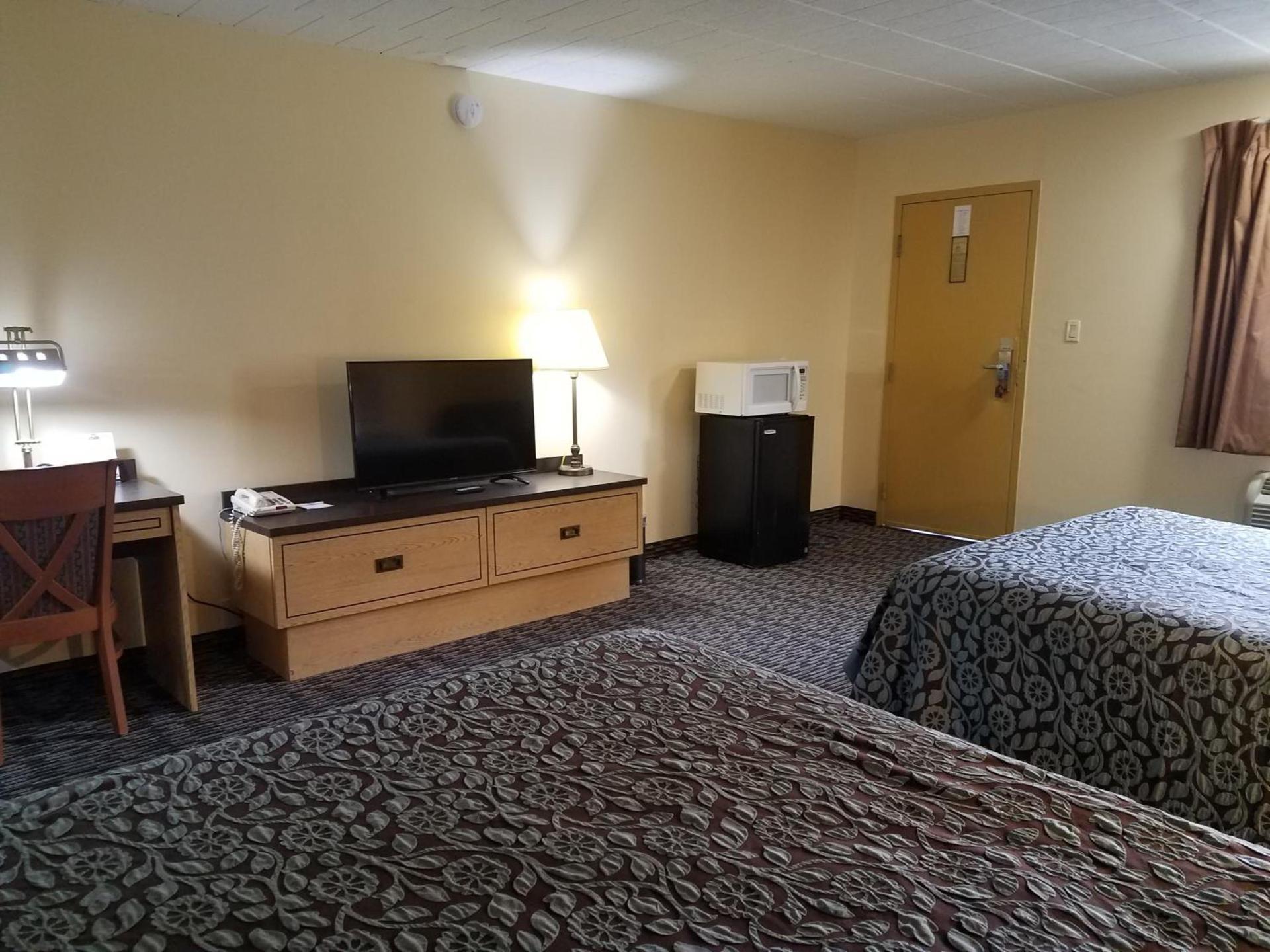 Days Inn by Wyndham Oak Ridge Knoxville photo 24