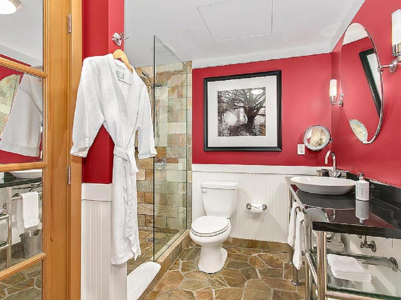The Edgewater, a Noble House Hotel photo 6