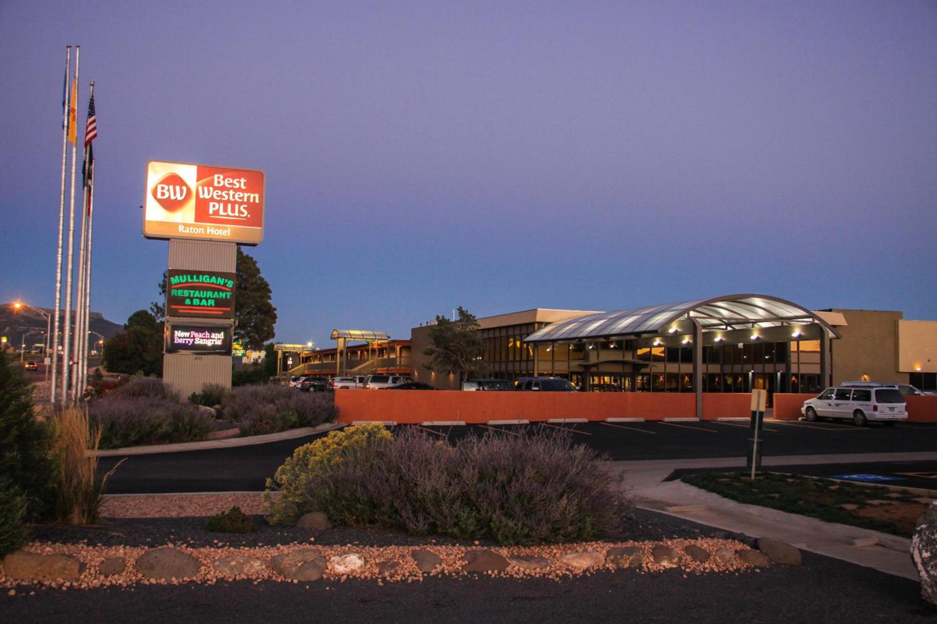 Best Western Plus Raton Hotel photo 83