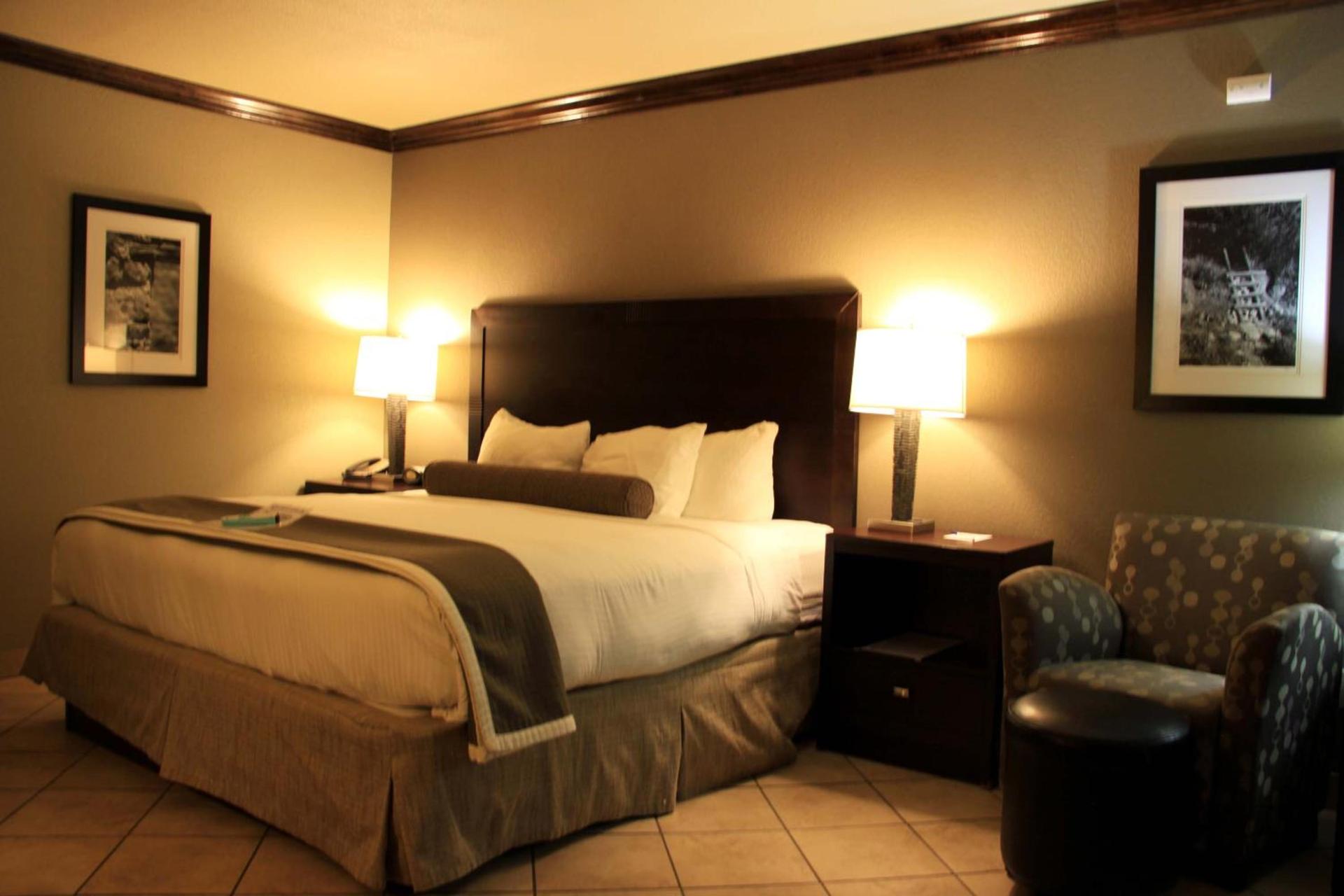 Best Western Plus Raton Hotel photo 82