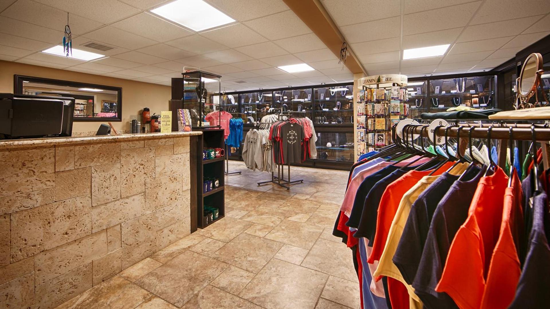 Best Western Plus Raton Hotel photo 71