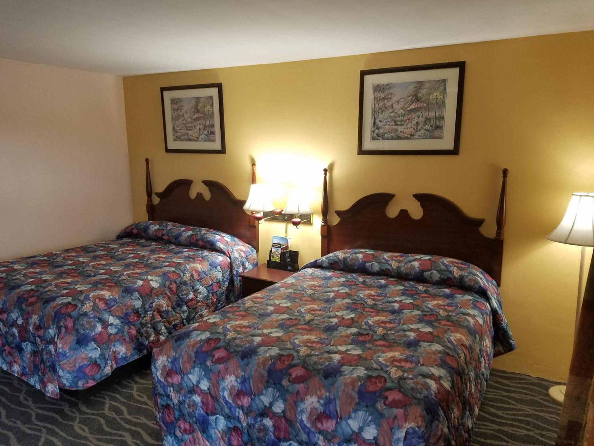 Budget Host Inn photo 8