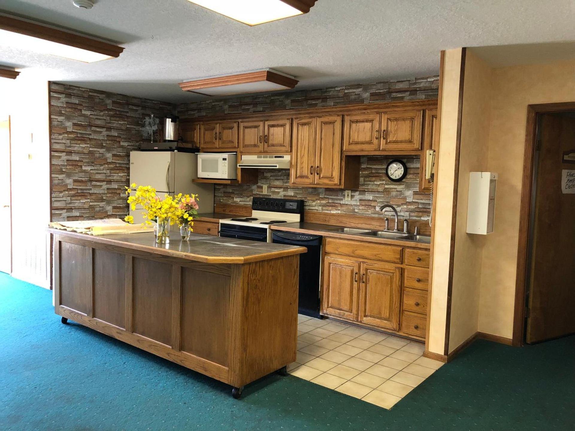 Riverwood Inn photo 13