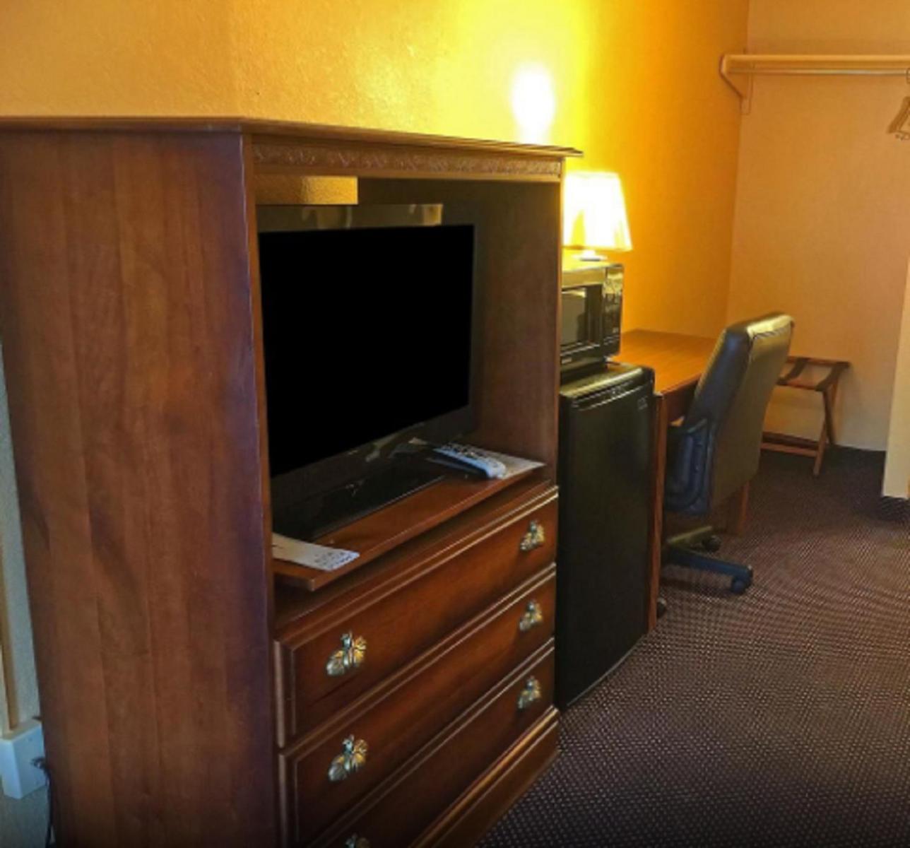 Americas Best Value Inn Pottstown photo 3