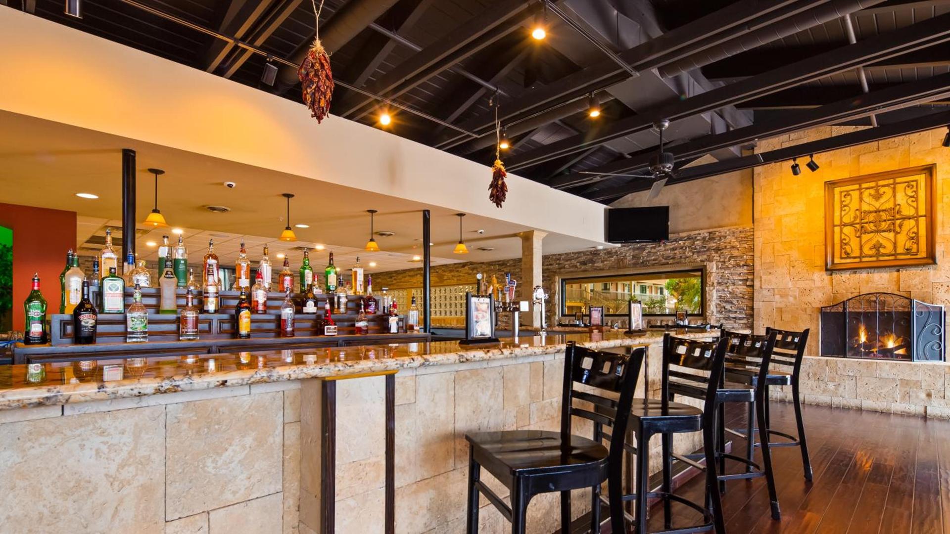 Best Western Plus Raton Hotel photo 56
