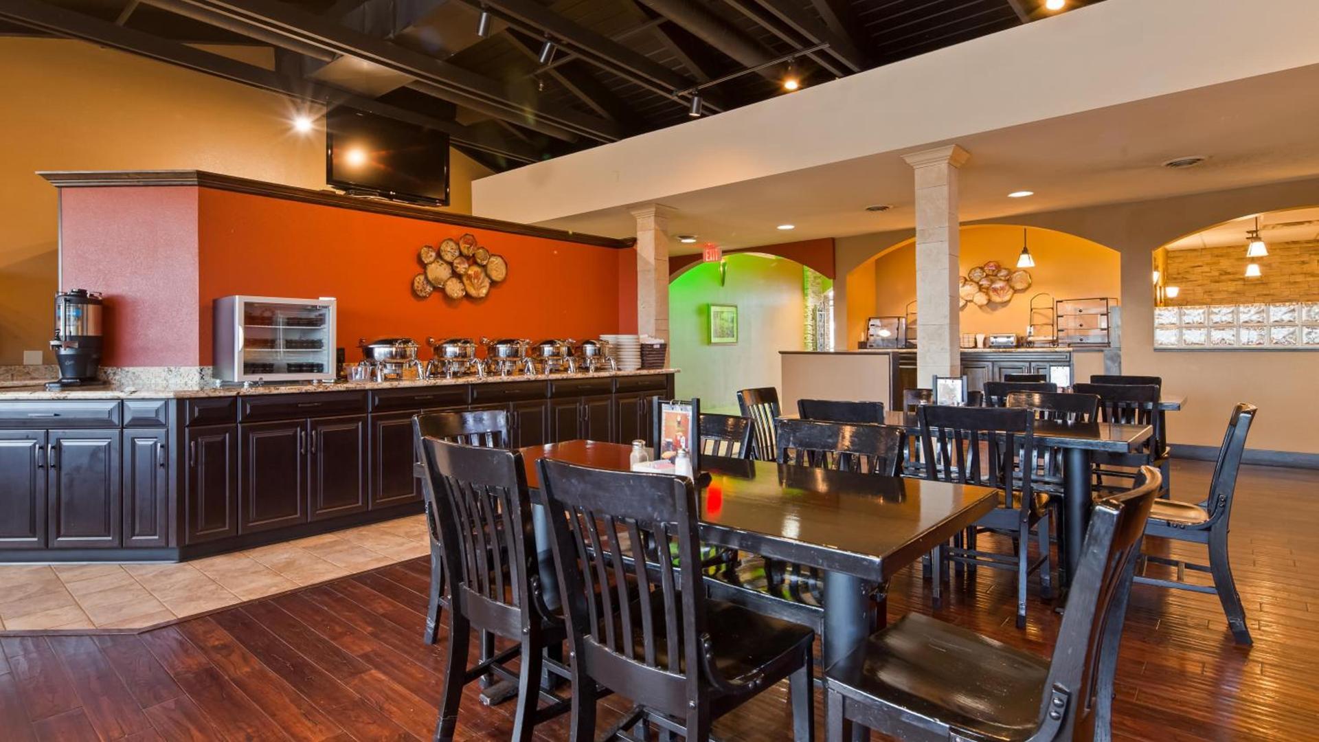 Best Western Plus Raton Hotel photo 58