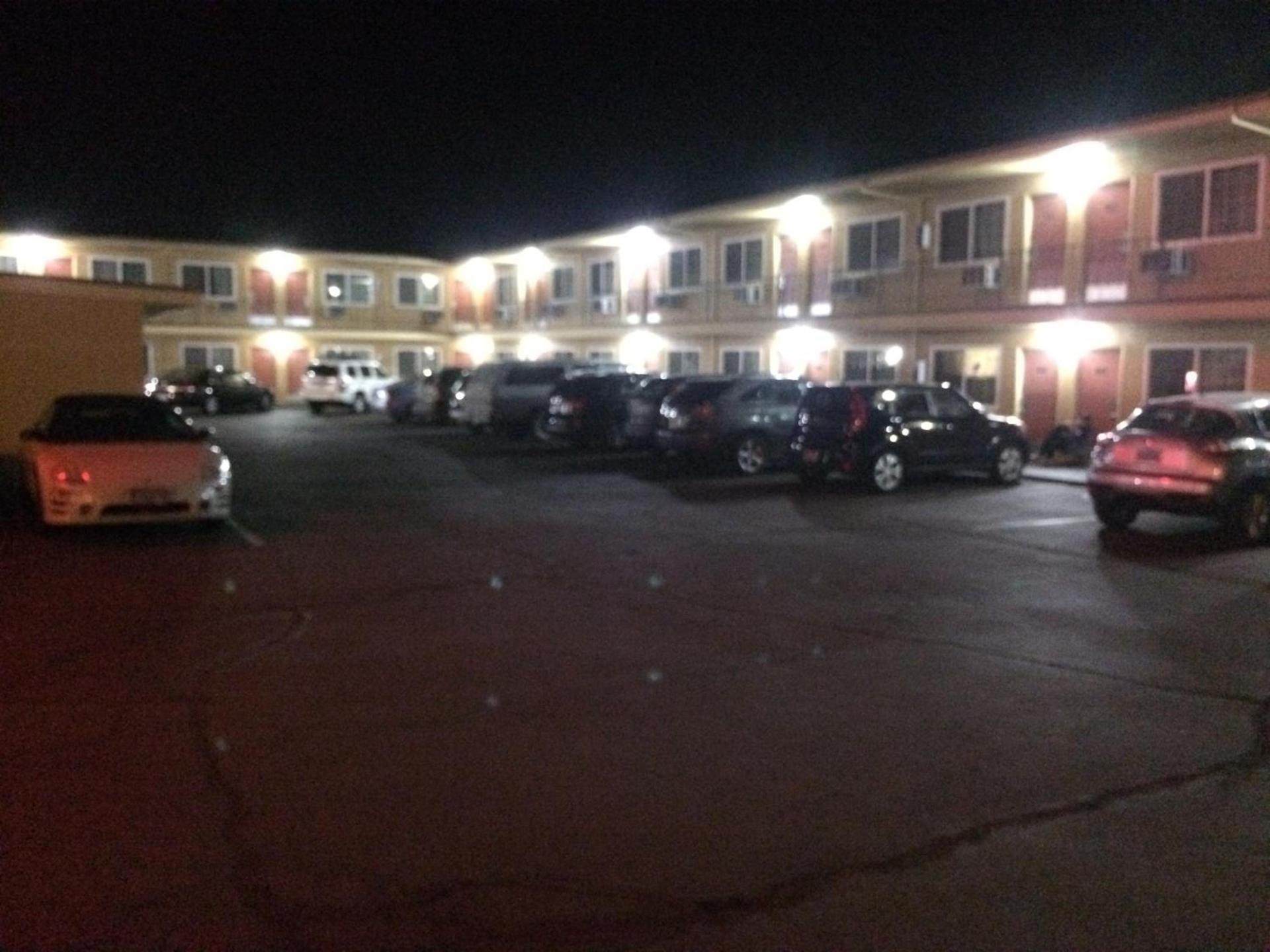 Sunset Inn photo 12