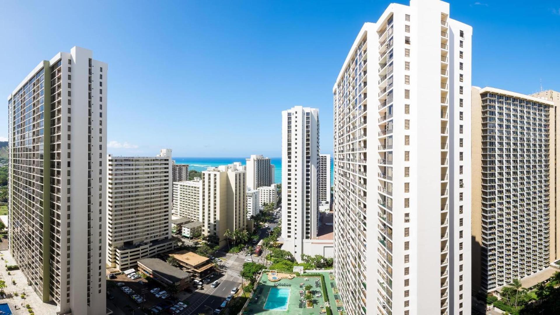 Hawaiian Sun Holidays photo 1