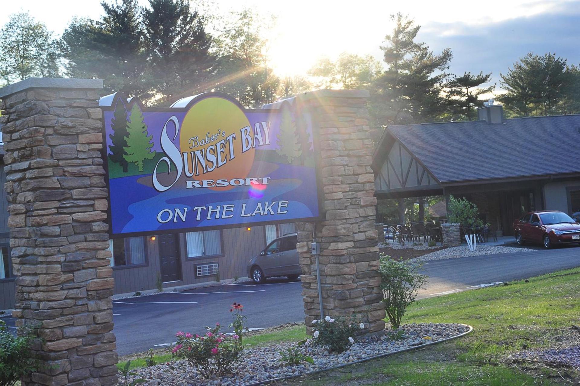 Sunset Bay Resort & Suites photo 41