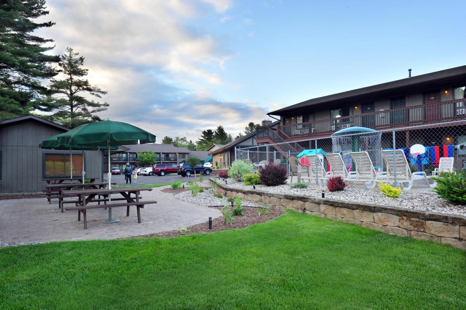 Sunset Bay Resort & Suites photo 15