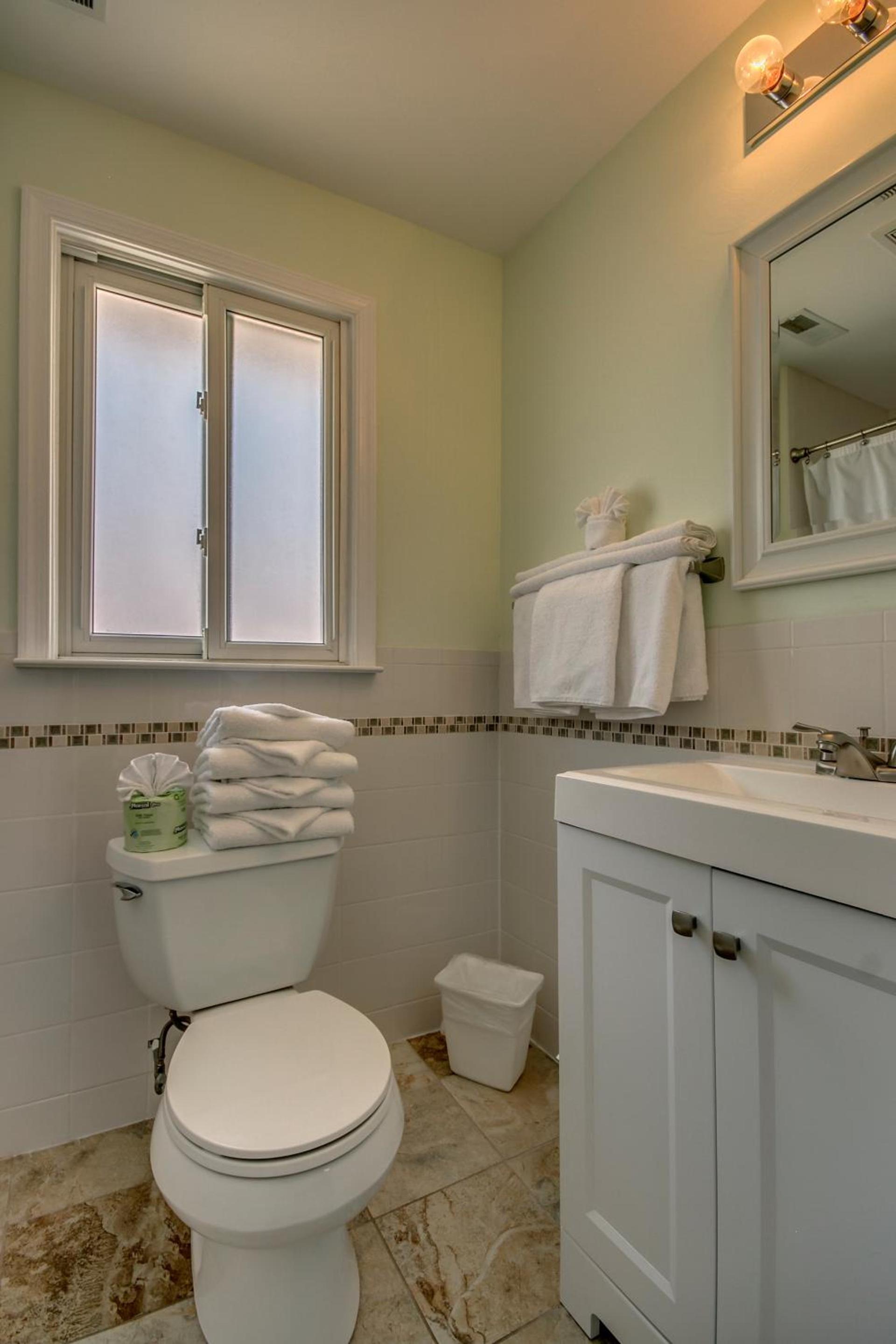 Daytona Inn and Suites photo 6