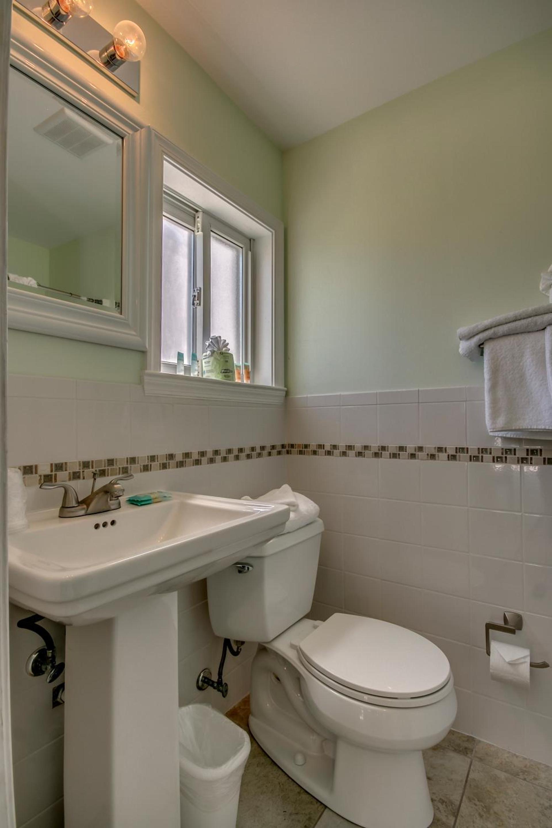 Daytona Inn and Suites photo 22