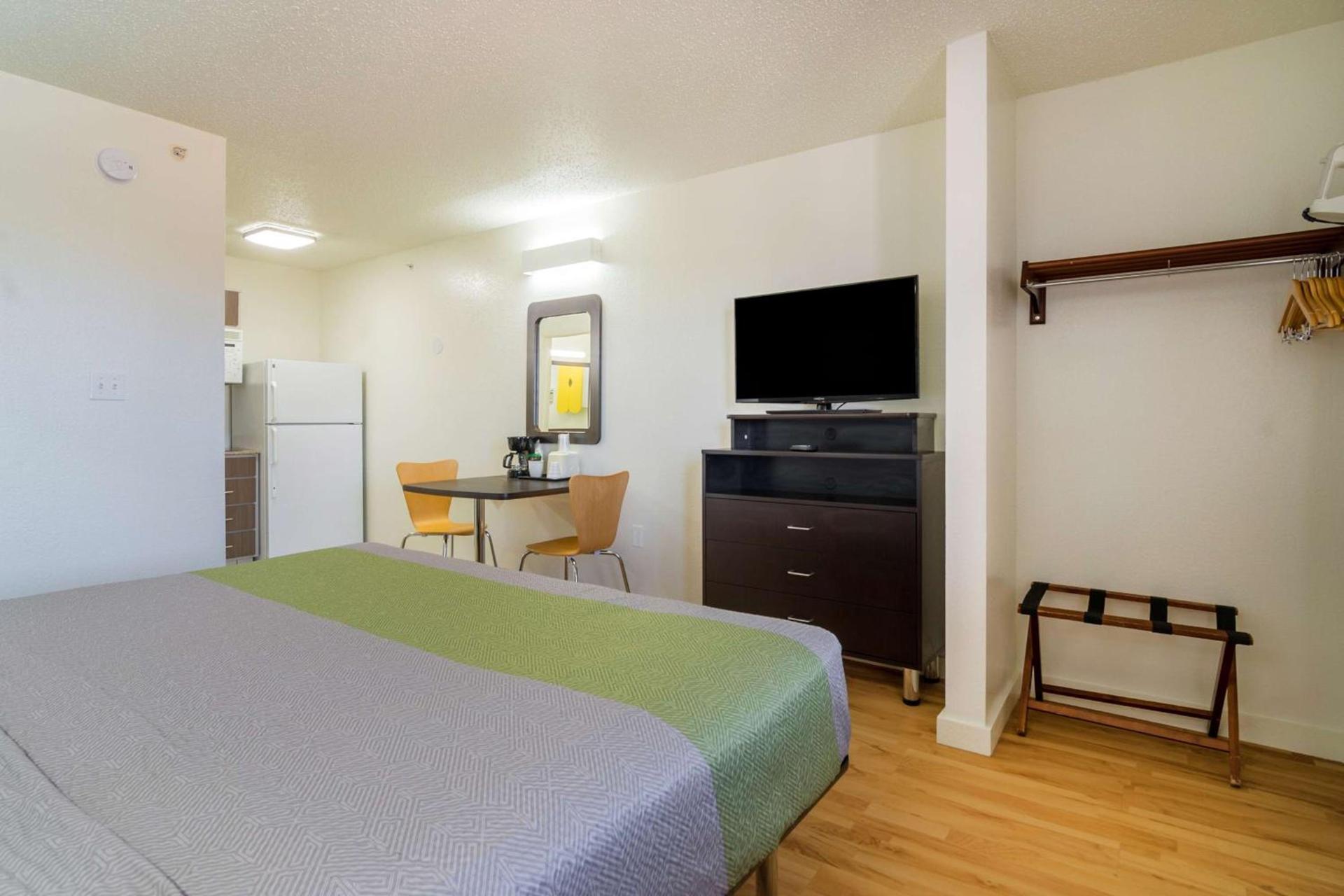 Studio 6-Plano, TX - Dallas - Plano Medical Center photo 9