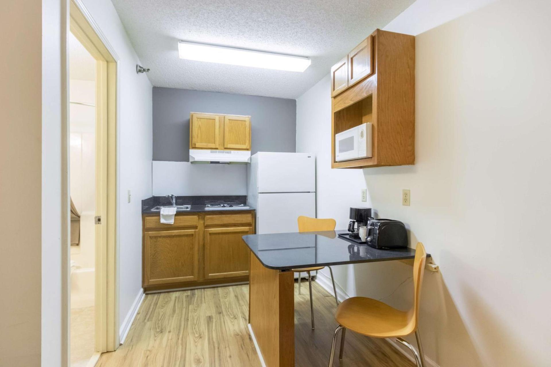 Studio 6-Statesboro, GA photo 21