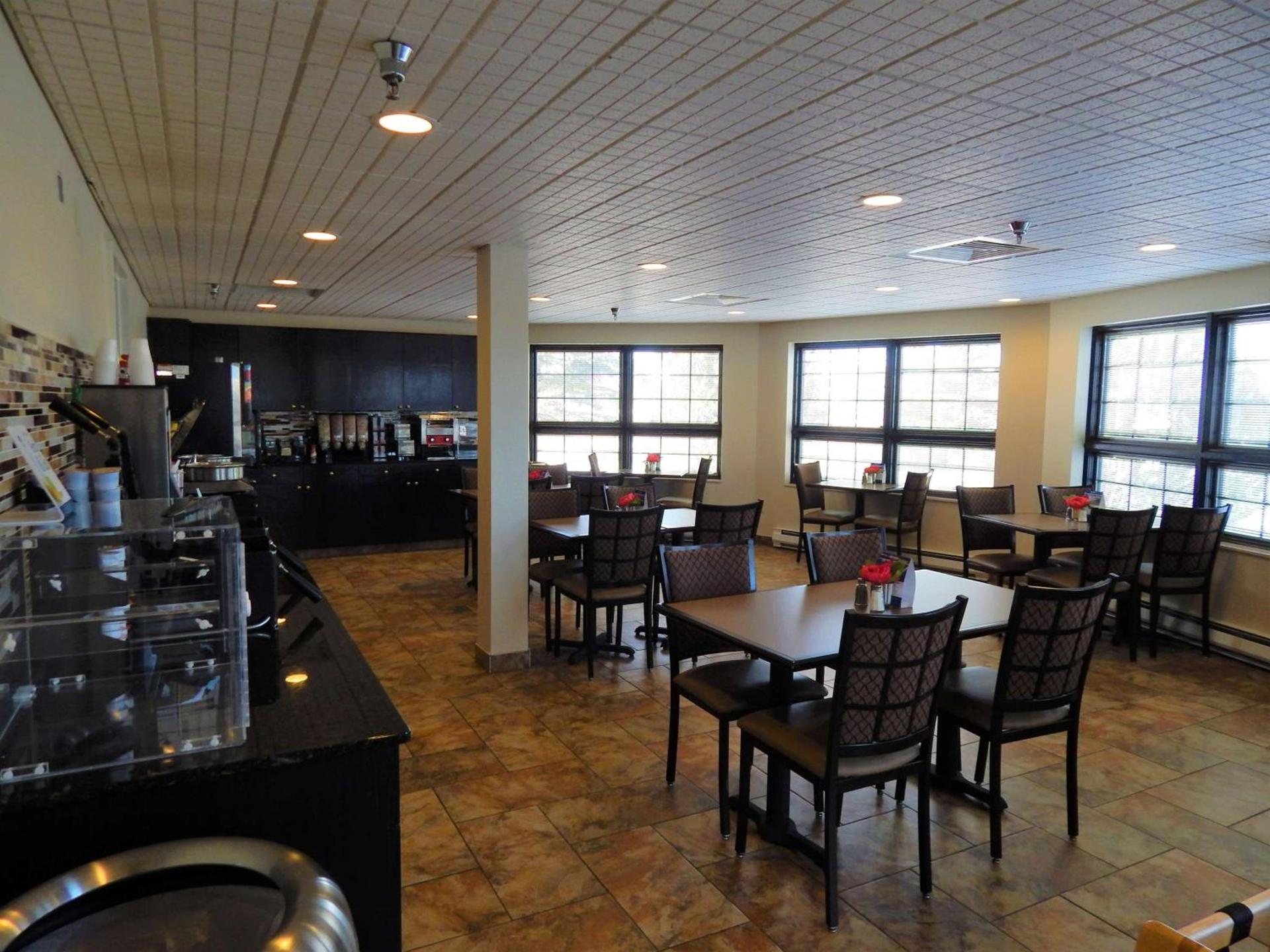 Best Western Sault Ste. Marie photo 18