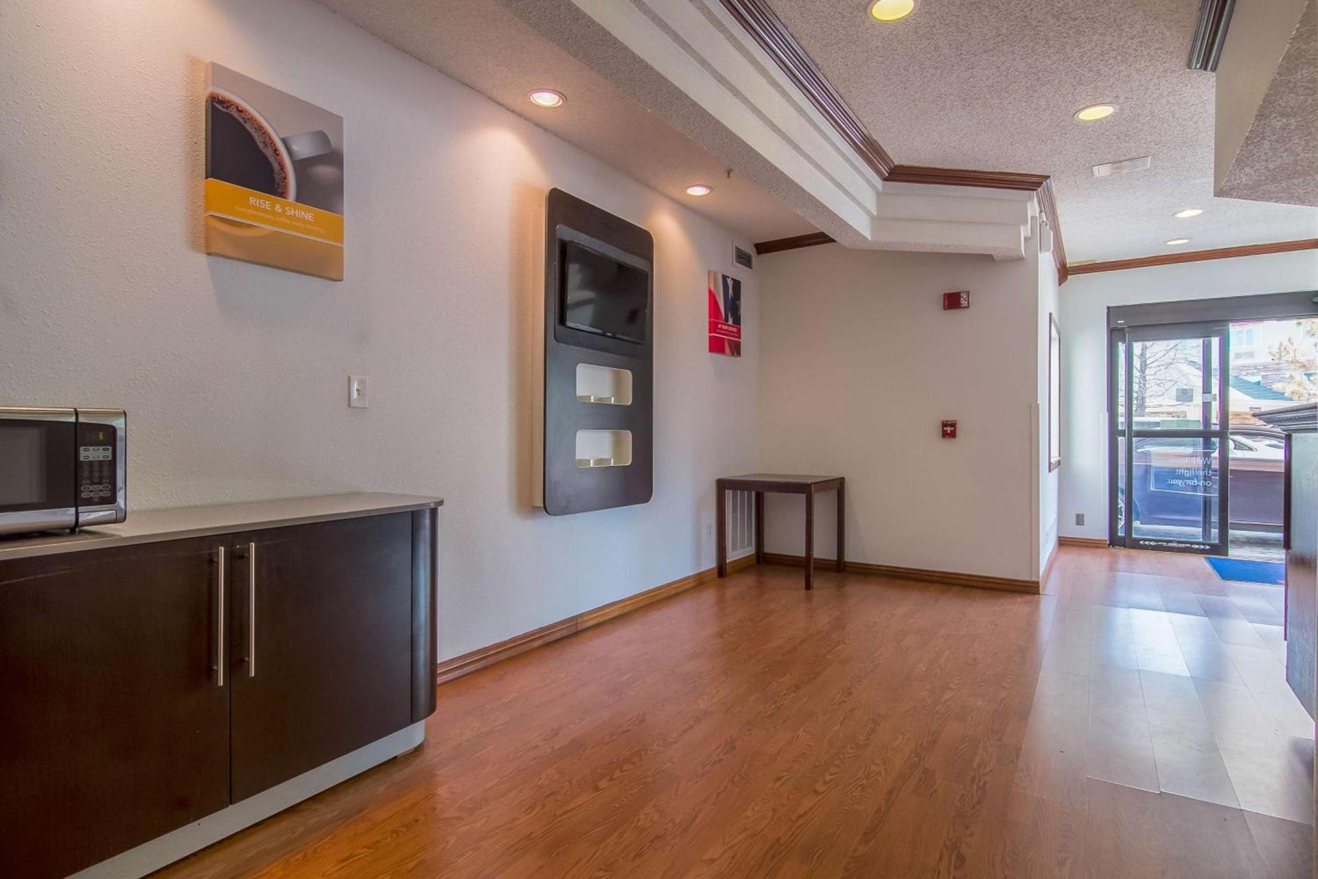 Motel 6-Dallas, TX - North - Richardson photo 13