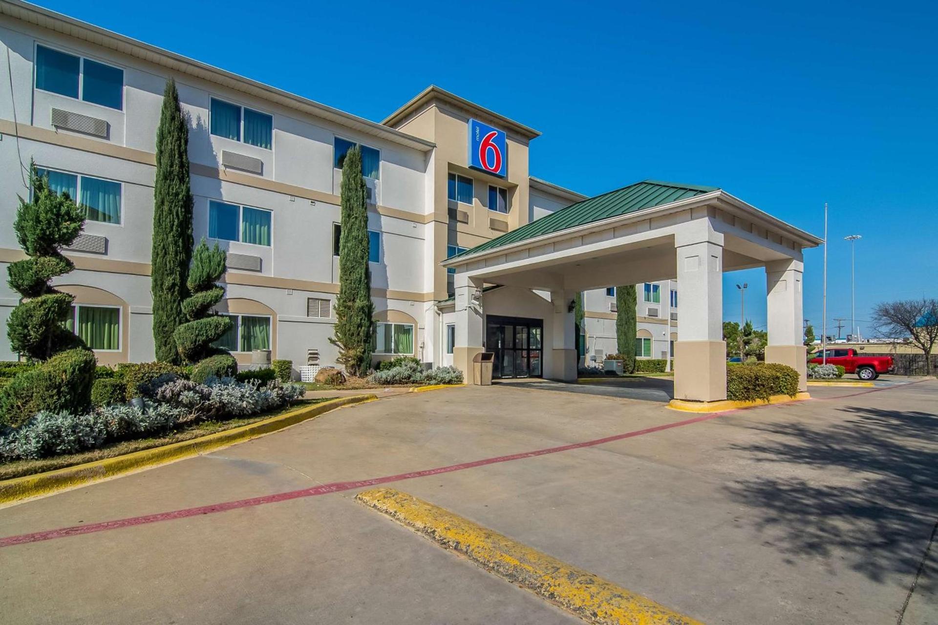 Motel 6-Dallas, TX - North - Richardson photo 22