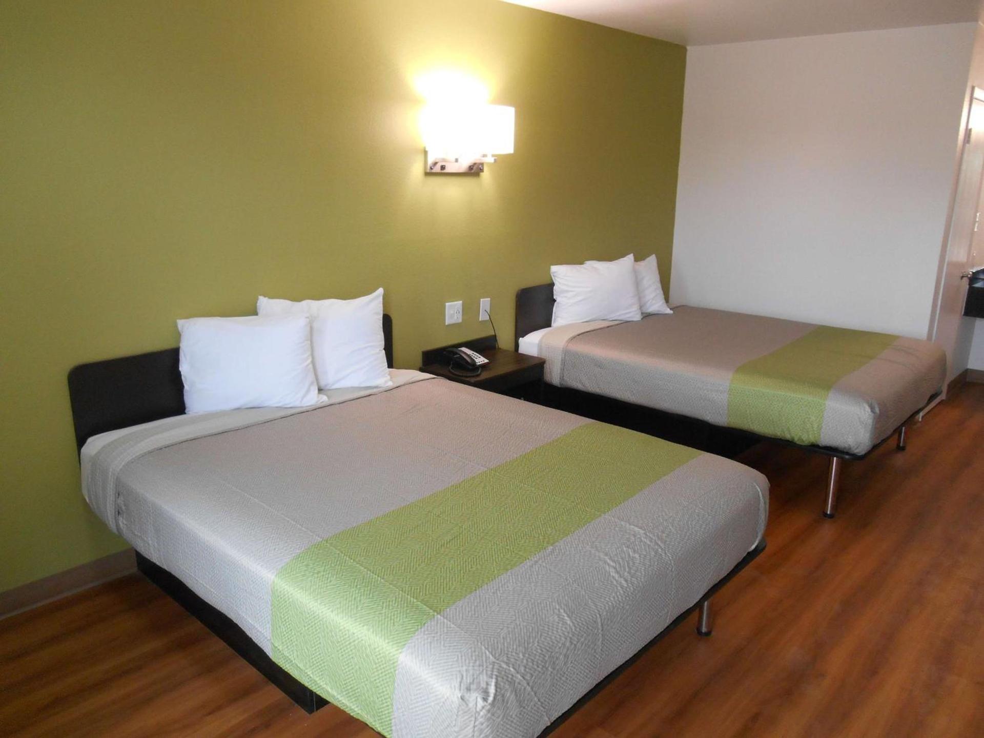 Motel 6 Abilene, TX - East photo 48