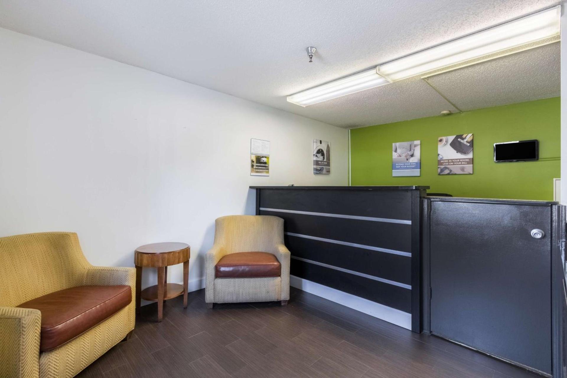 Studio 6-Statesboro, GA photo 26