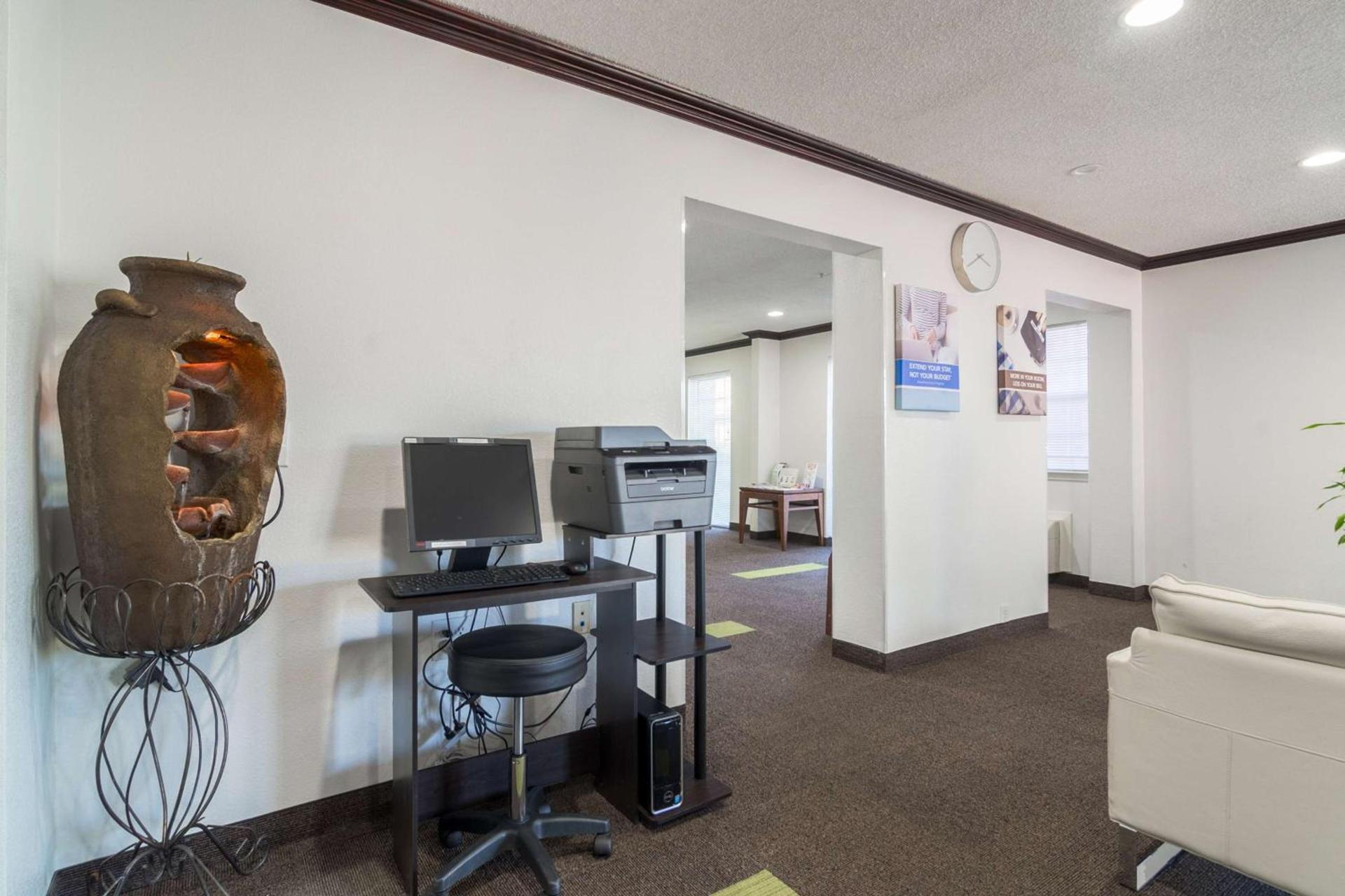 Studio 6-Plano, TX - Dallas - Plano Medical Center photo 27