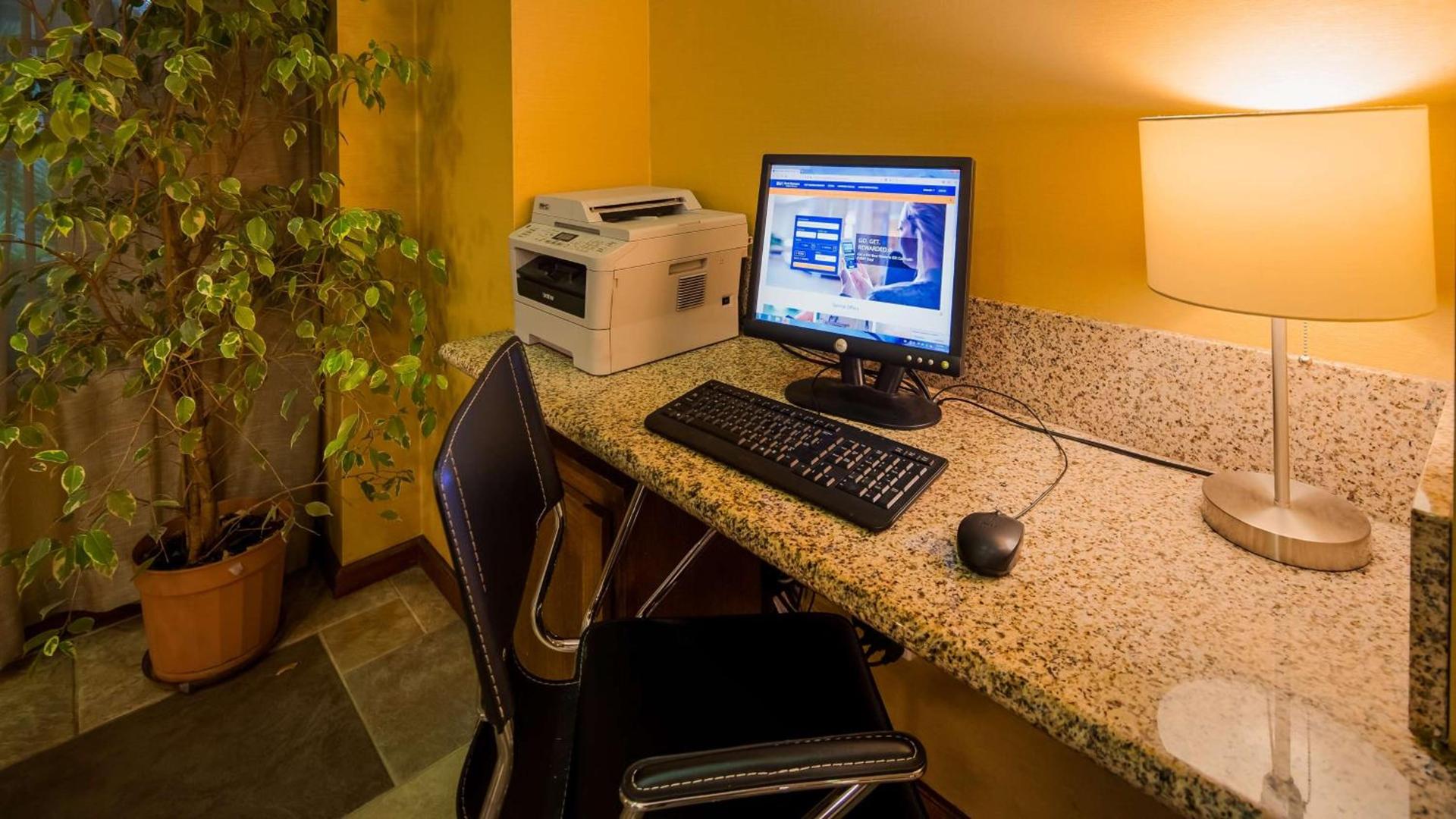 Best Western Palm Court Inn photo 14