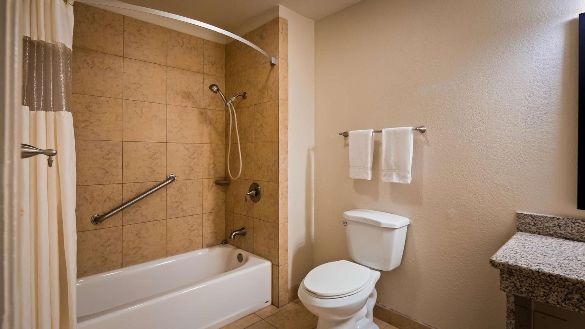 Best Western Palm Court Inn photo 12