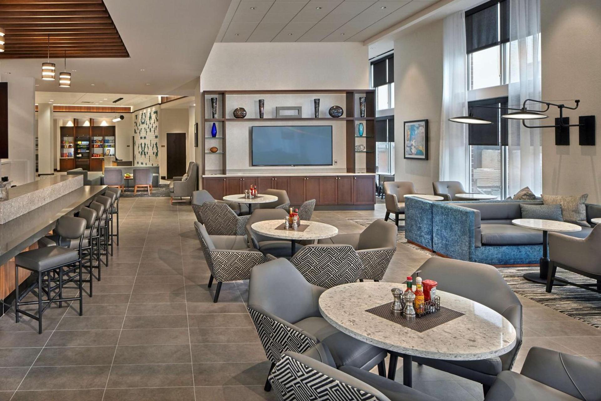 Hyatt Place State College photo 37