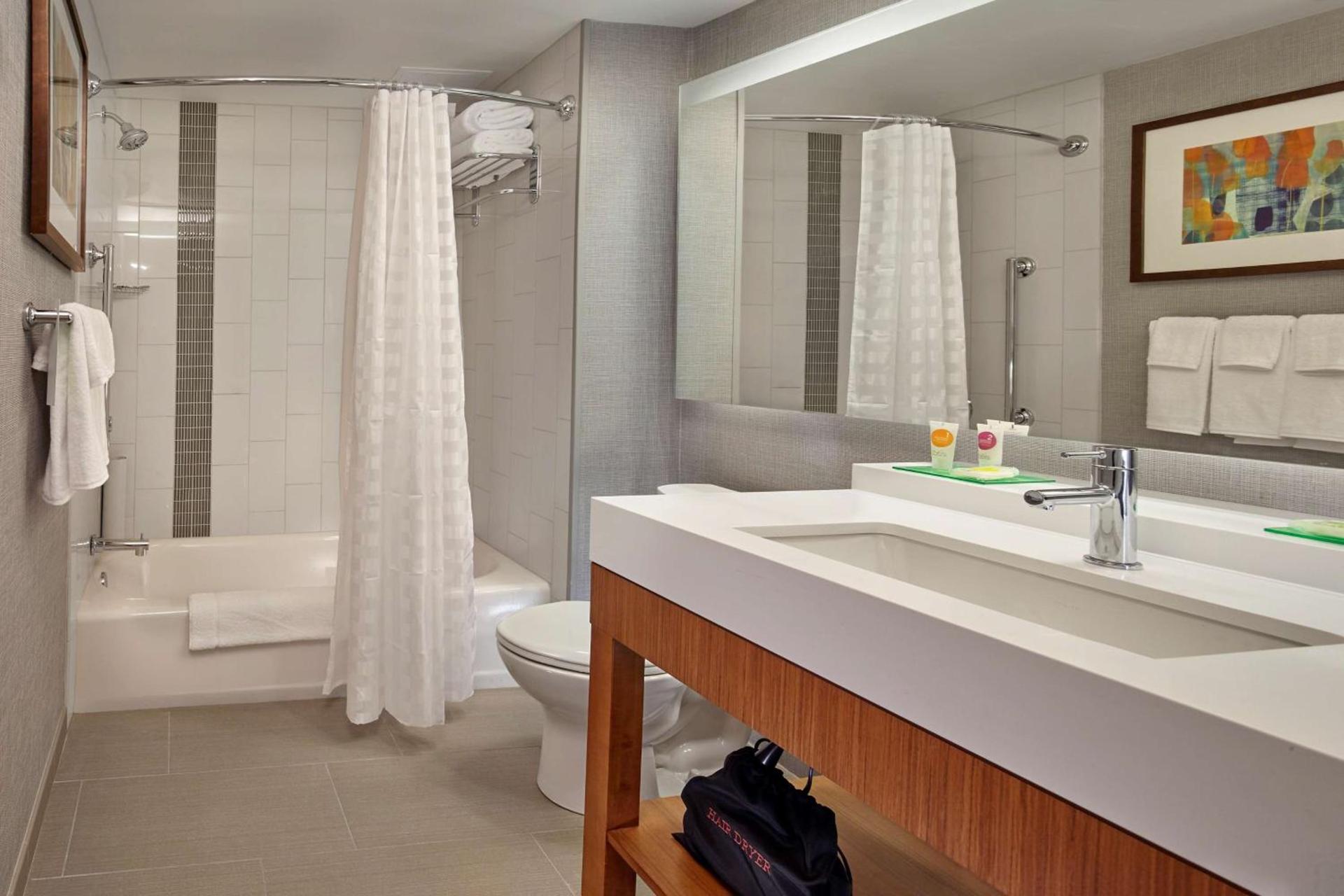 Hyatt Place State College photo 35