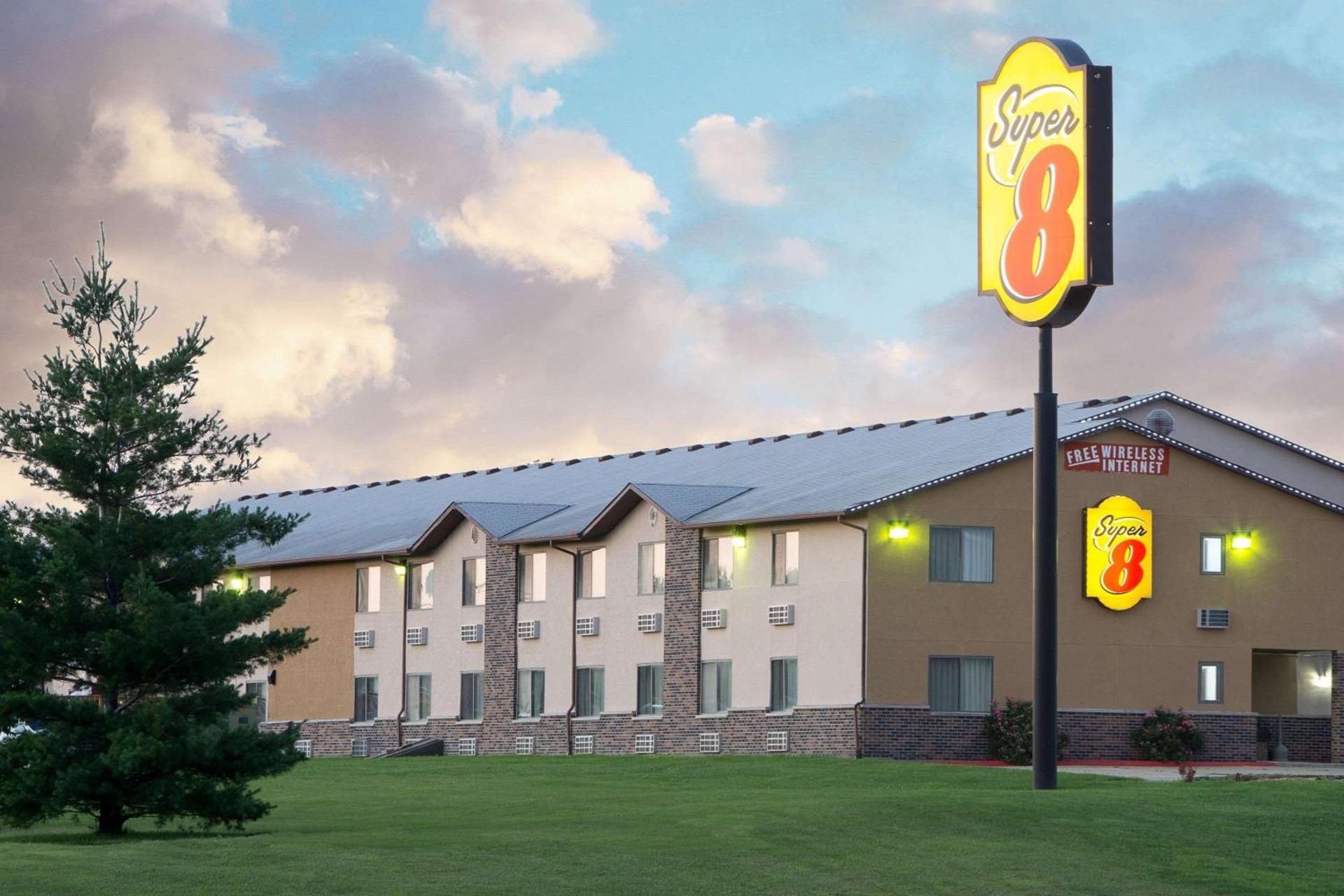 Super 8 by Wyndham Chillicothe photo 1
