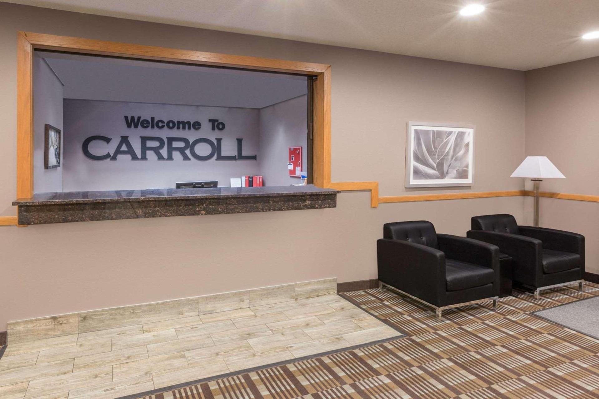Super 8 by Wyndham Carroll/East photo 24