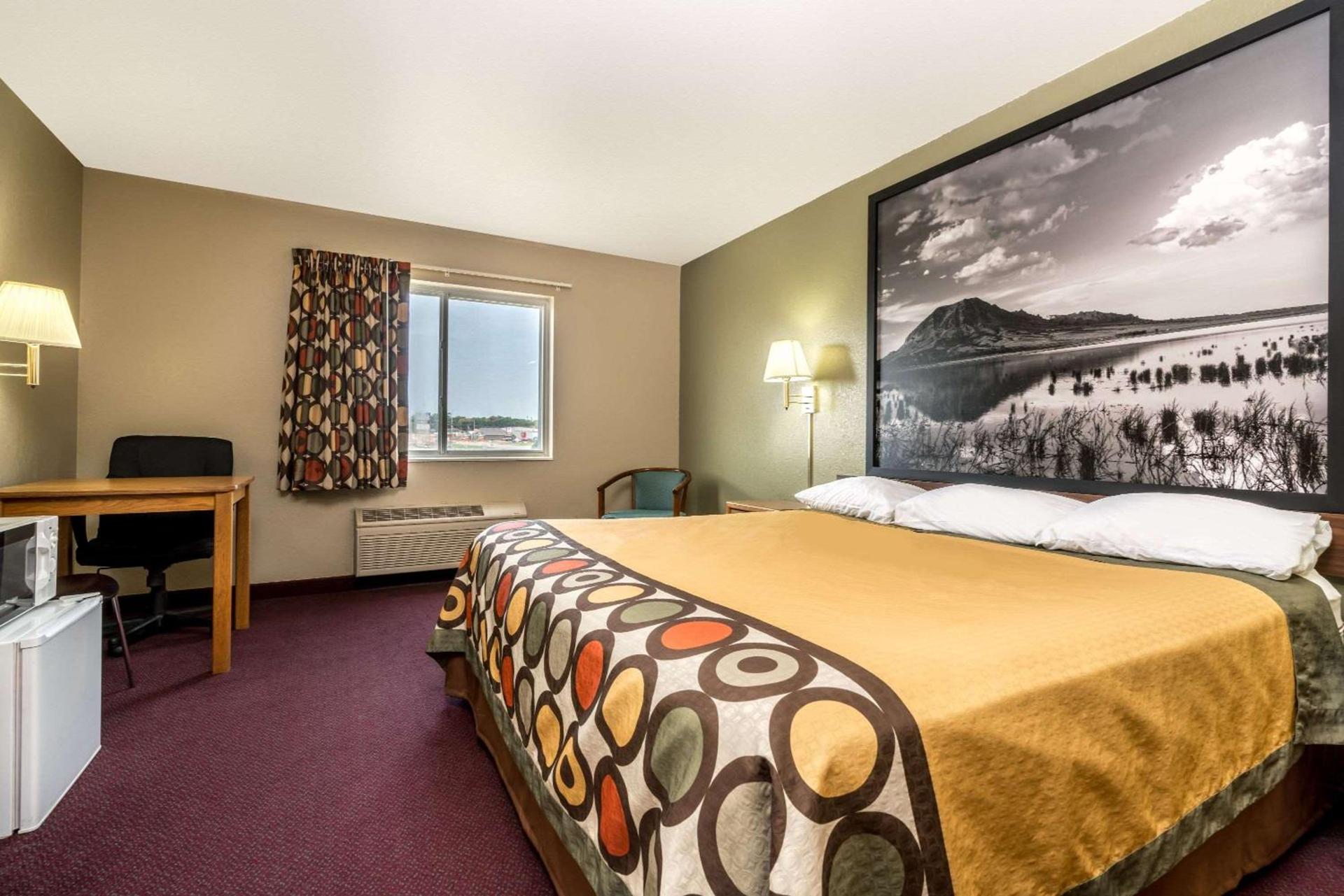Super 8 by Wyndham Beresford photo 5