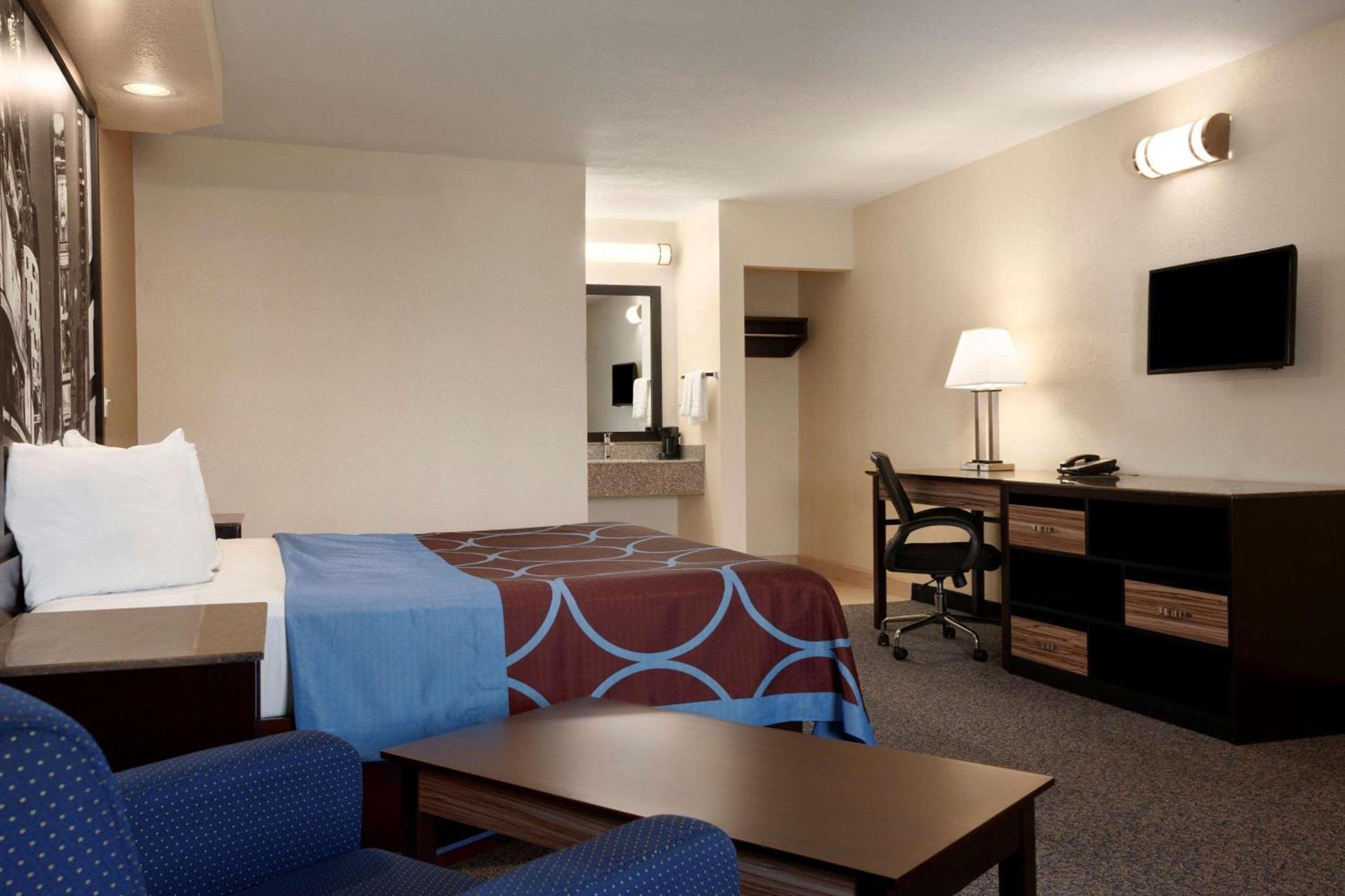 Super 8 by Wyndham Rahway/Newark photo 25