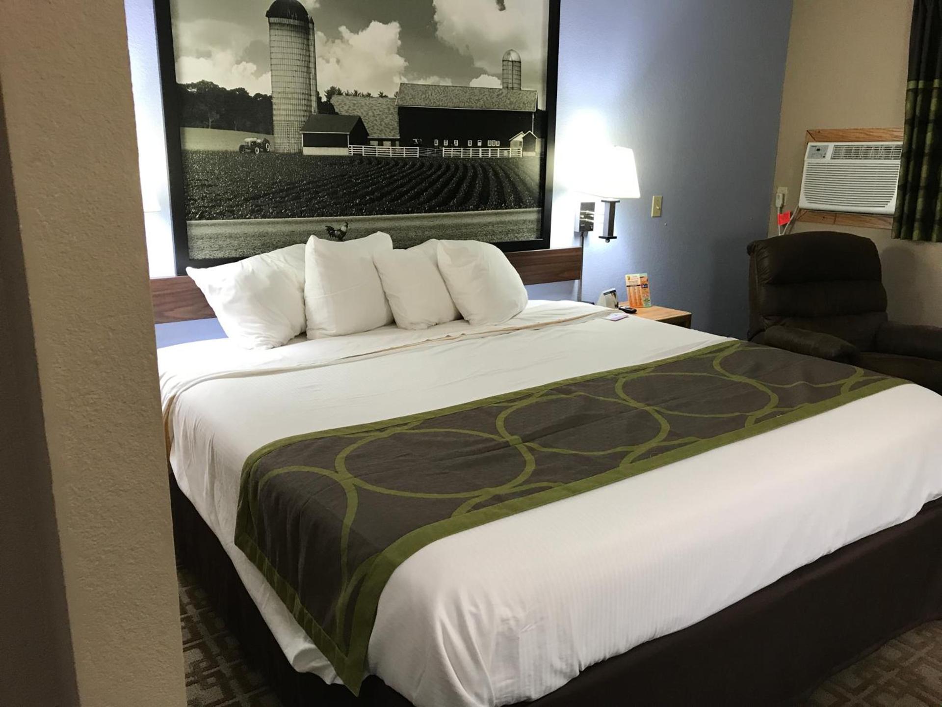 Days Inn by Wyndham Omaha NE photo 10