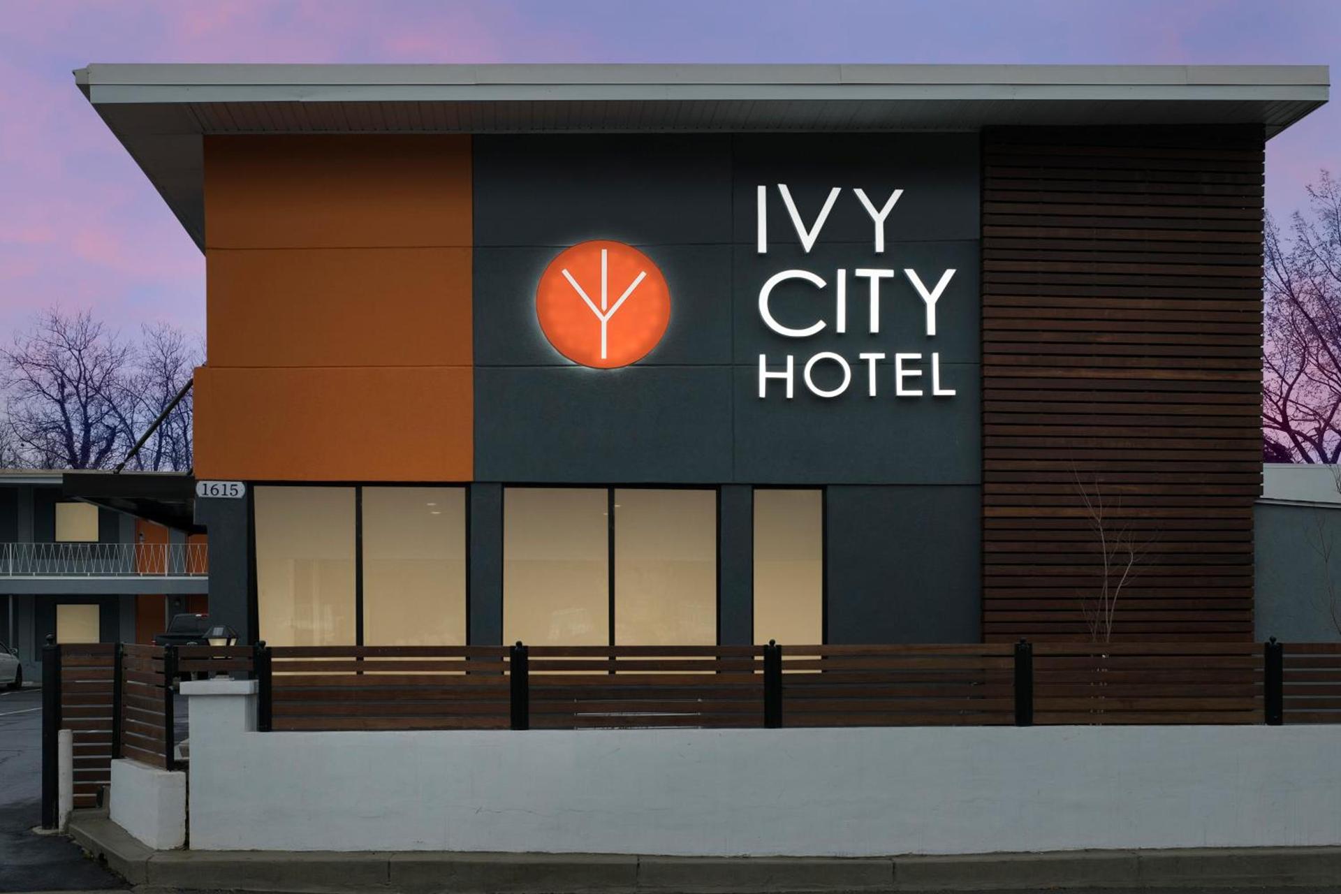 Ivy City Hotel photo 5