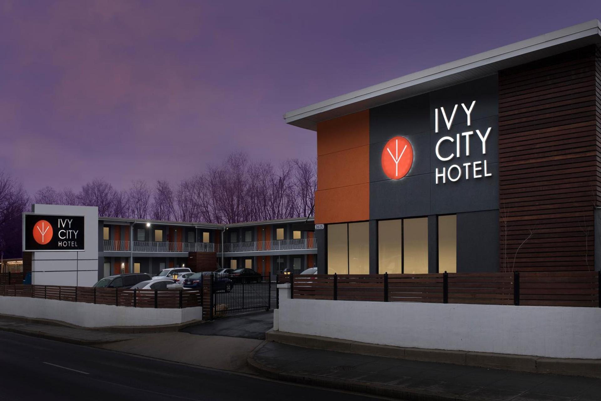 Ivy City Hotel photo 1