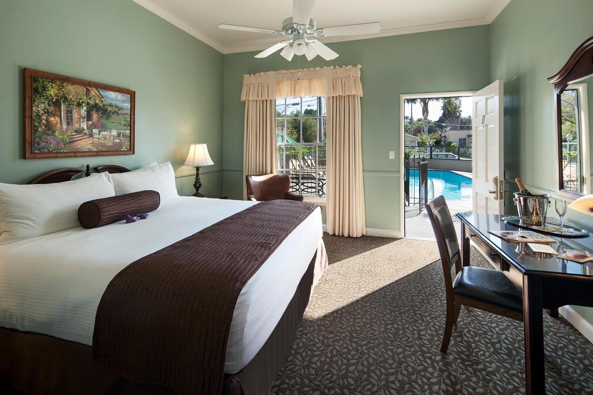 Lavender Inn by the Sea photo 8