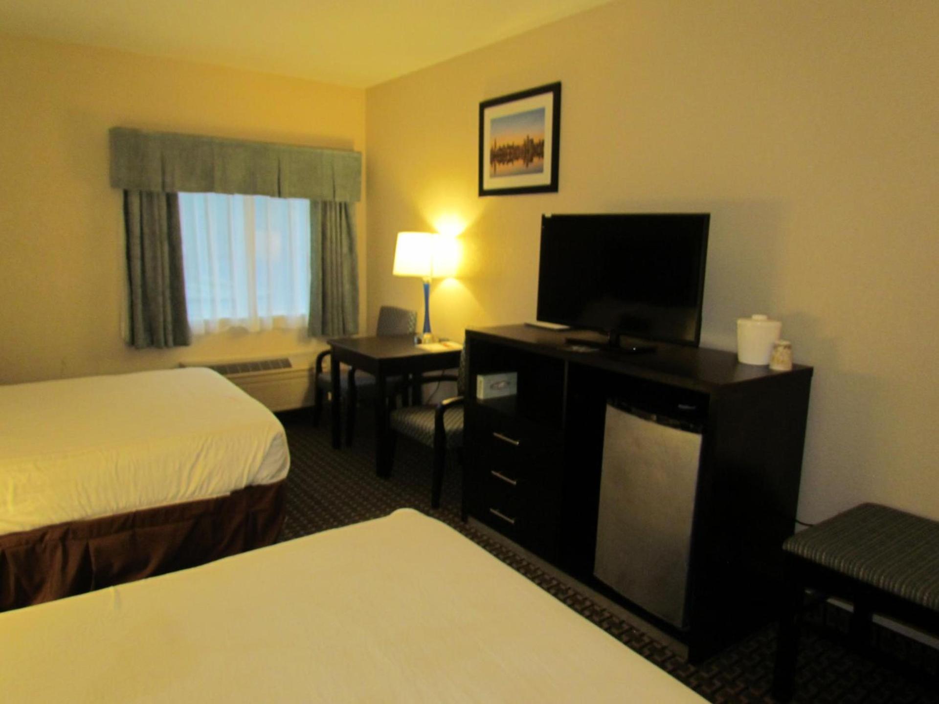 Ramada by Wyndham Glendale Heights/Lombard photo 20