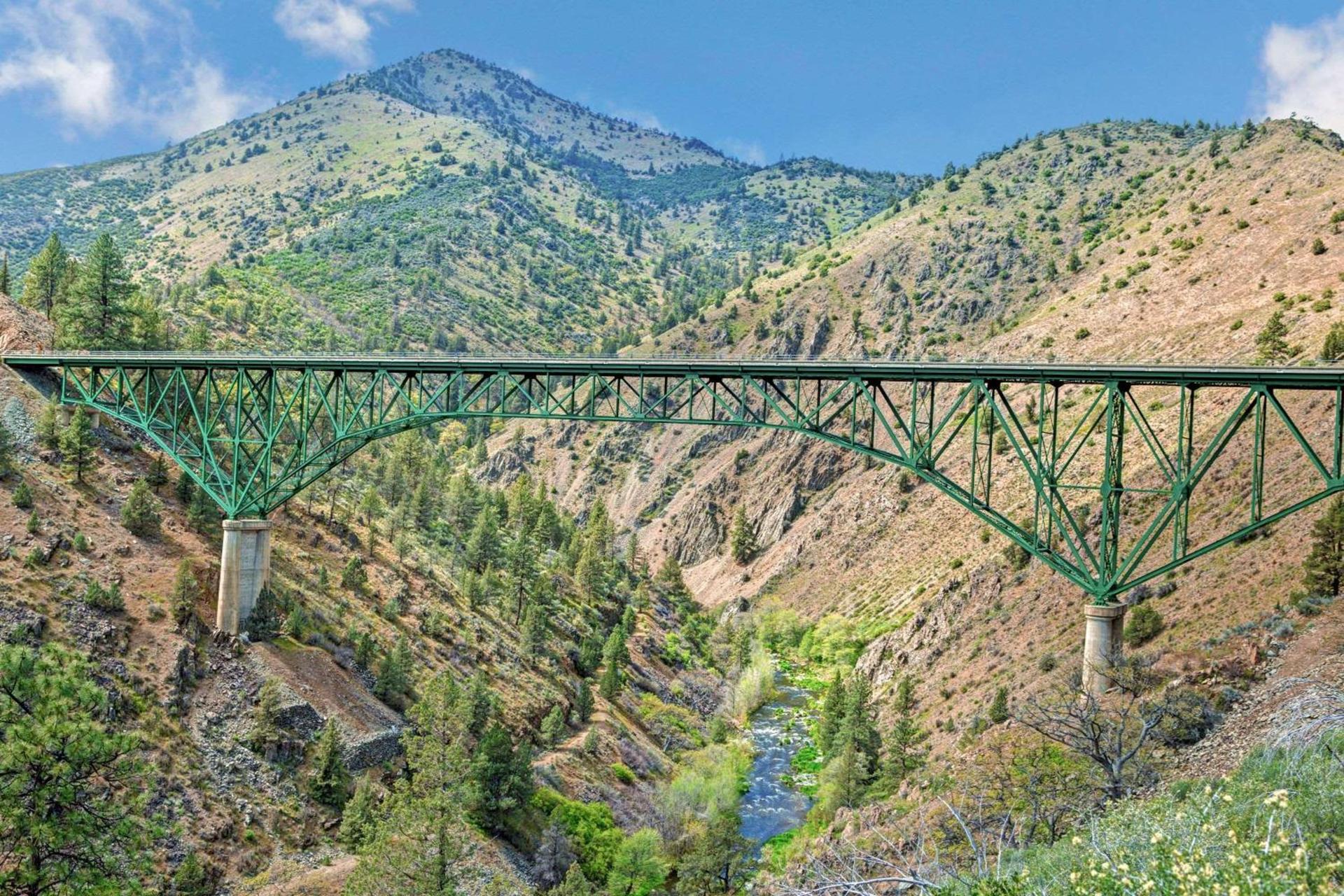 Super 8 by Wyndham Yreka photo 3