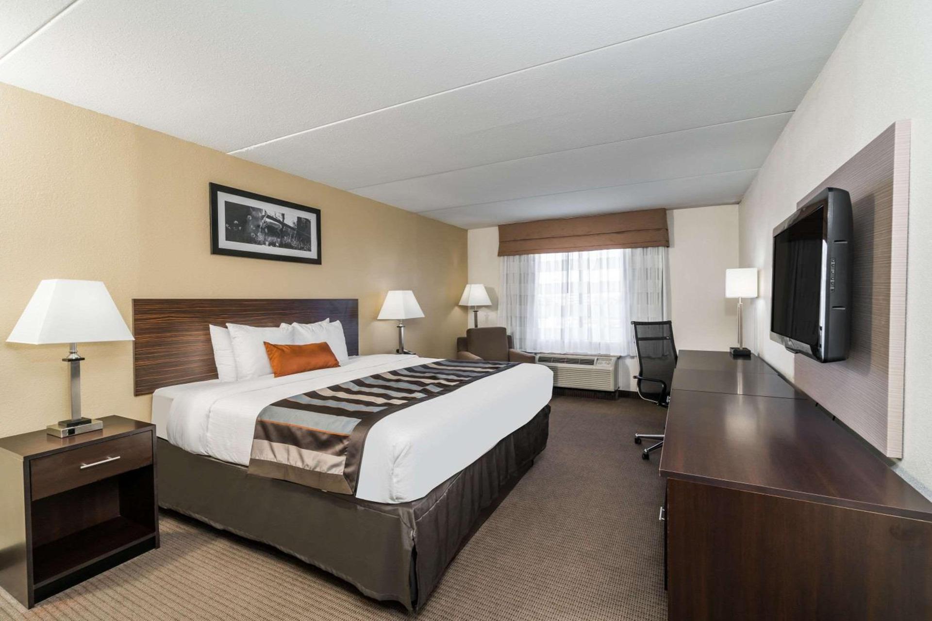 Wingate by Wyndham Bowling Green photo 8