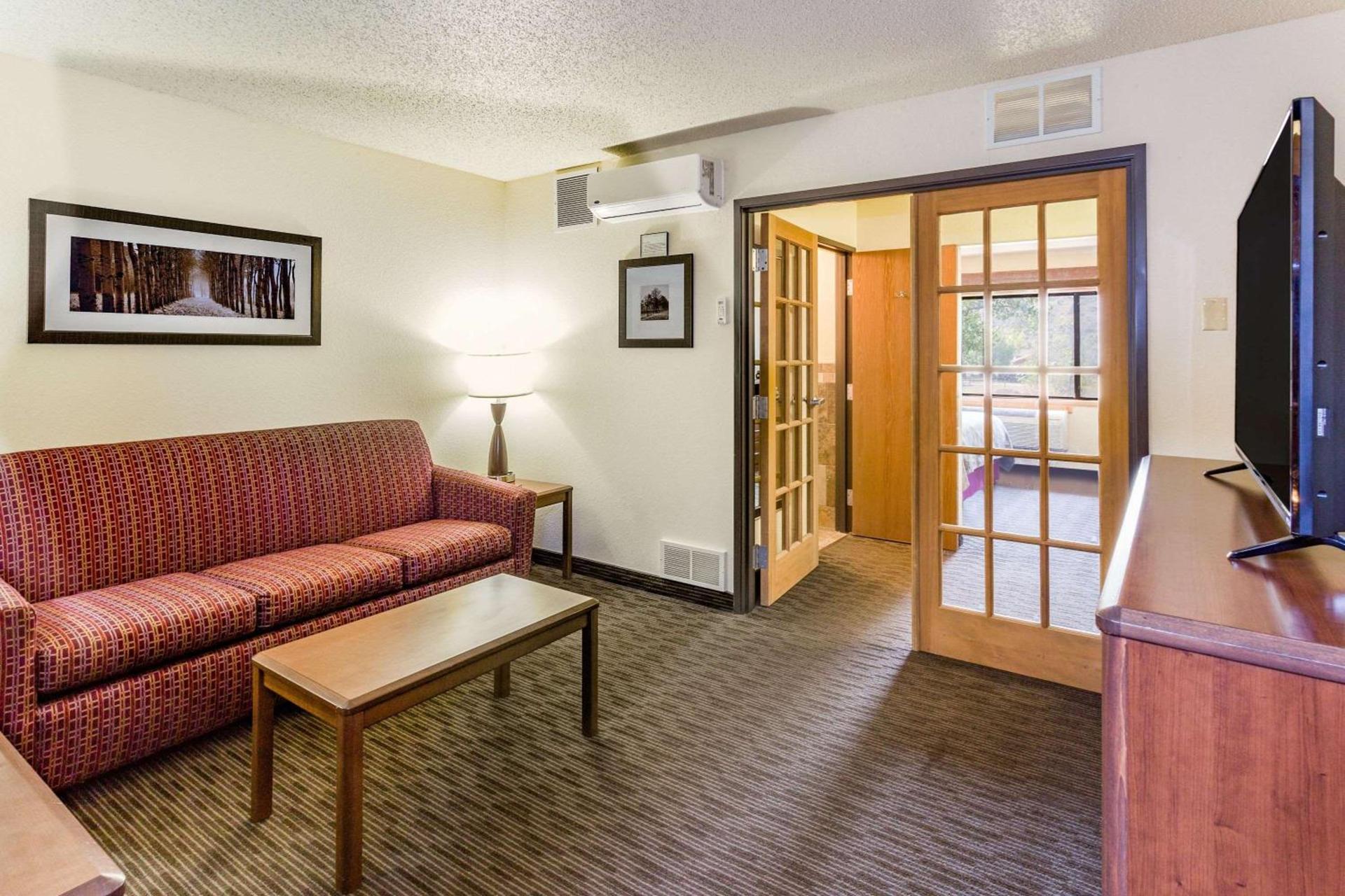 AmericInn by Wyndham Medora photo 13