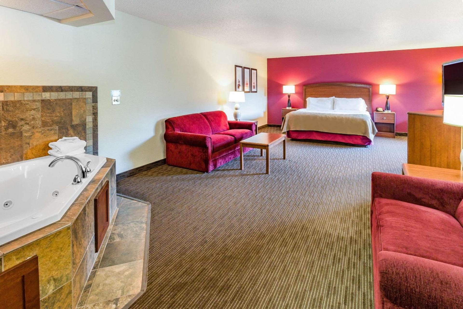 AmericInn by Wyndham Medora photo 12