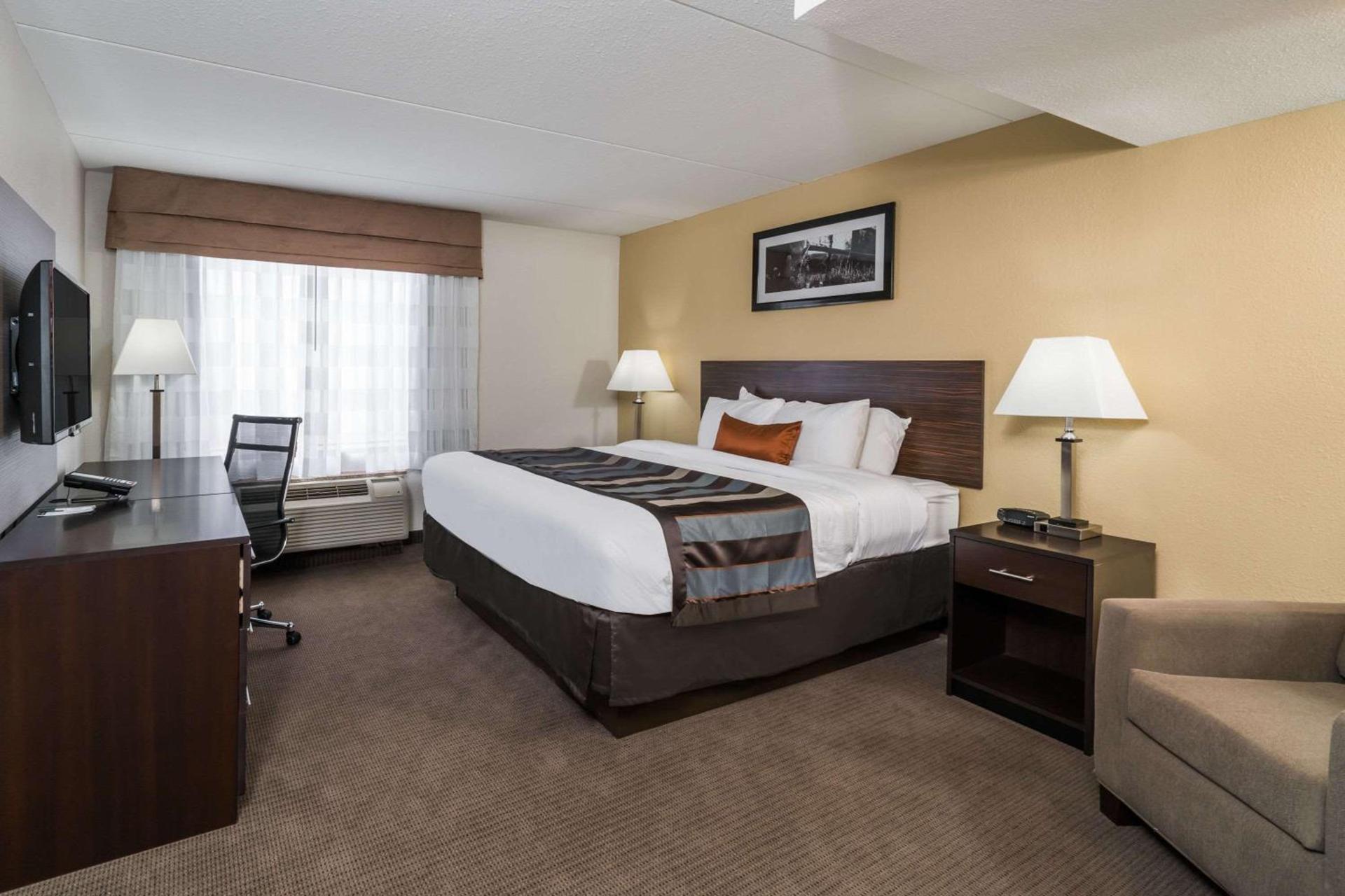 Wingate by Wyndham Bowling Green photo 64