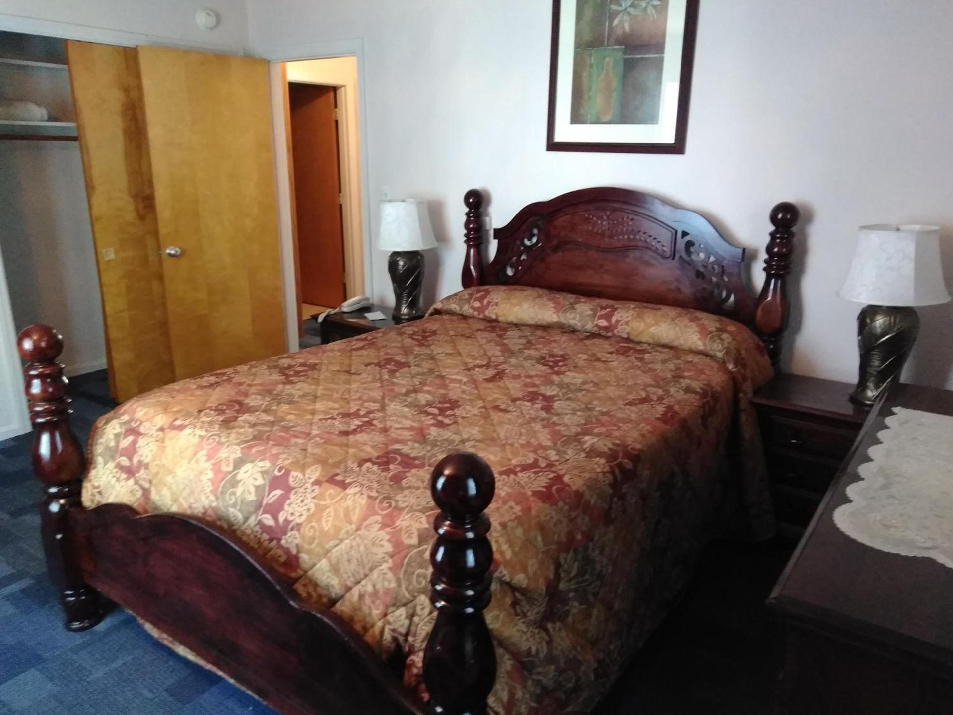 The Cardinal Inn photo 30